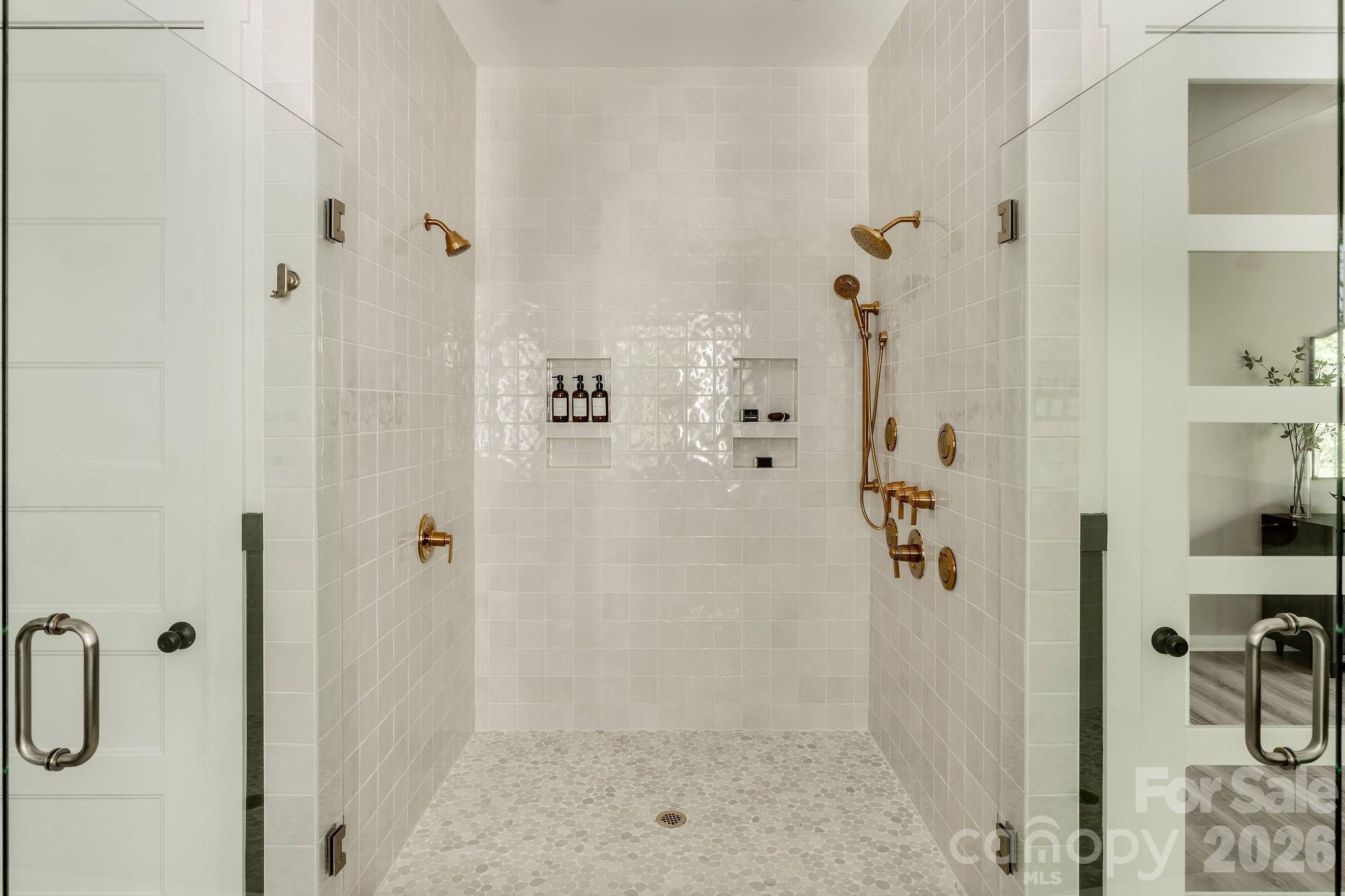 1079 Edgewater Drive Nottingham Property Photo 24