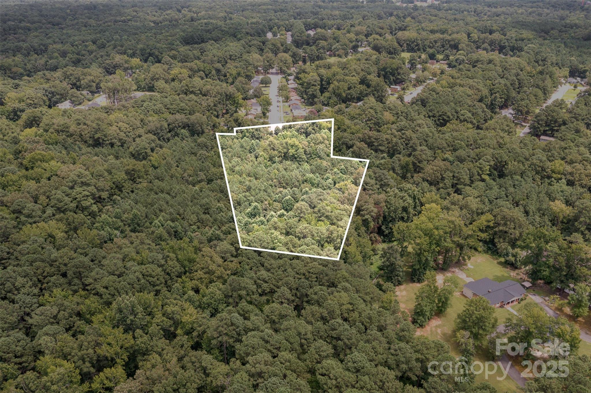 700 Toronto Avenue Property Photo 1