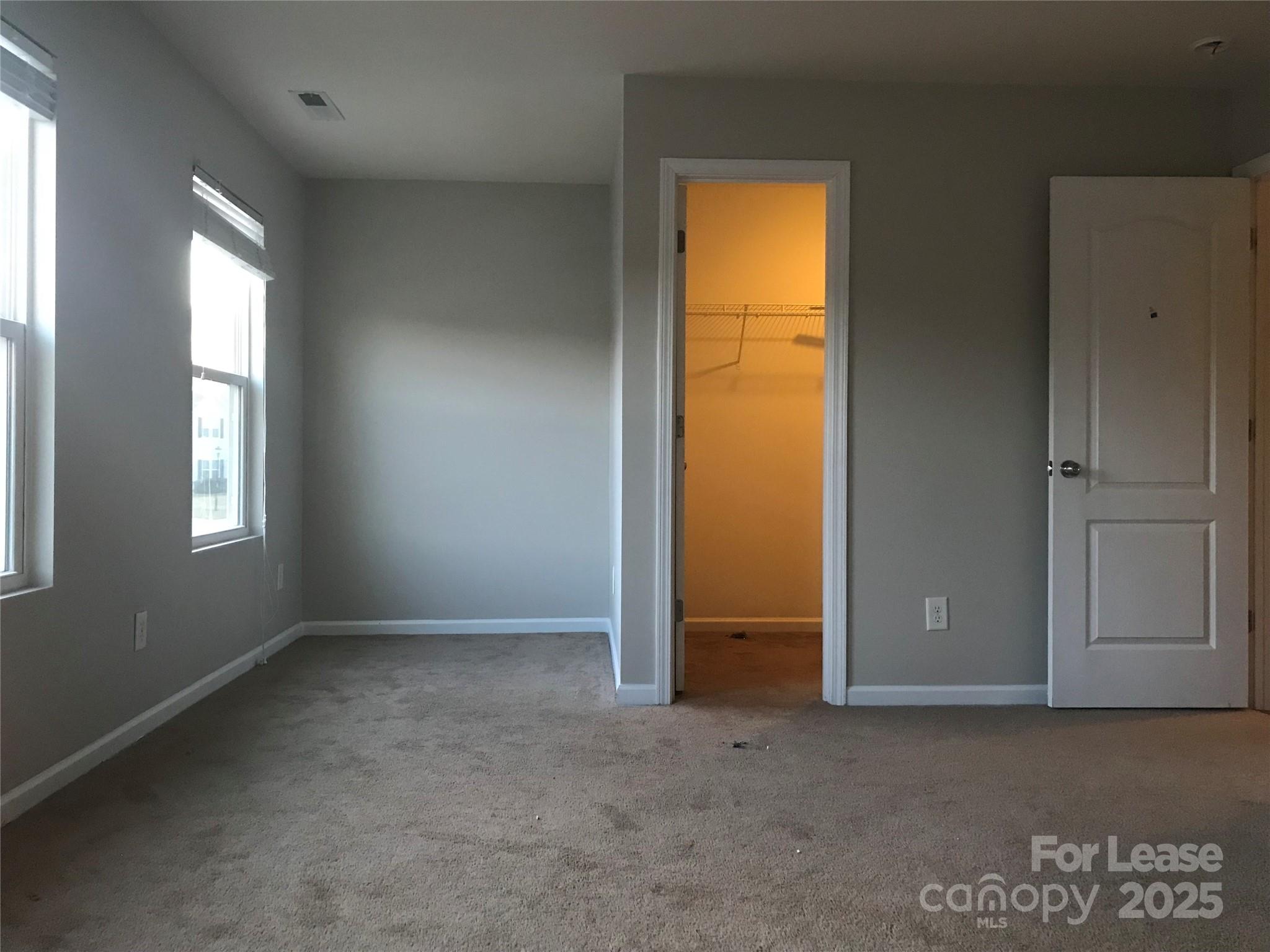 1004 Sunflower Lane Property Photo 11