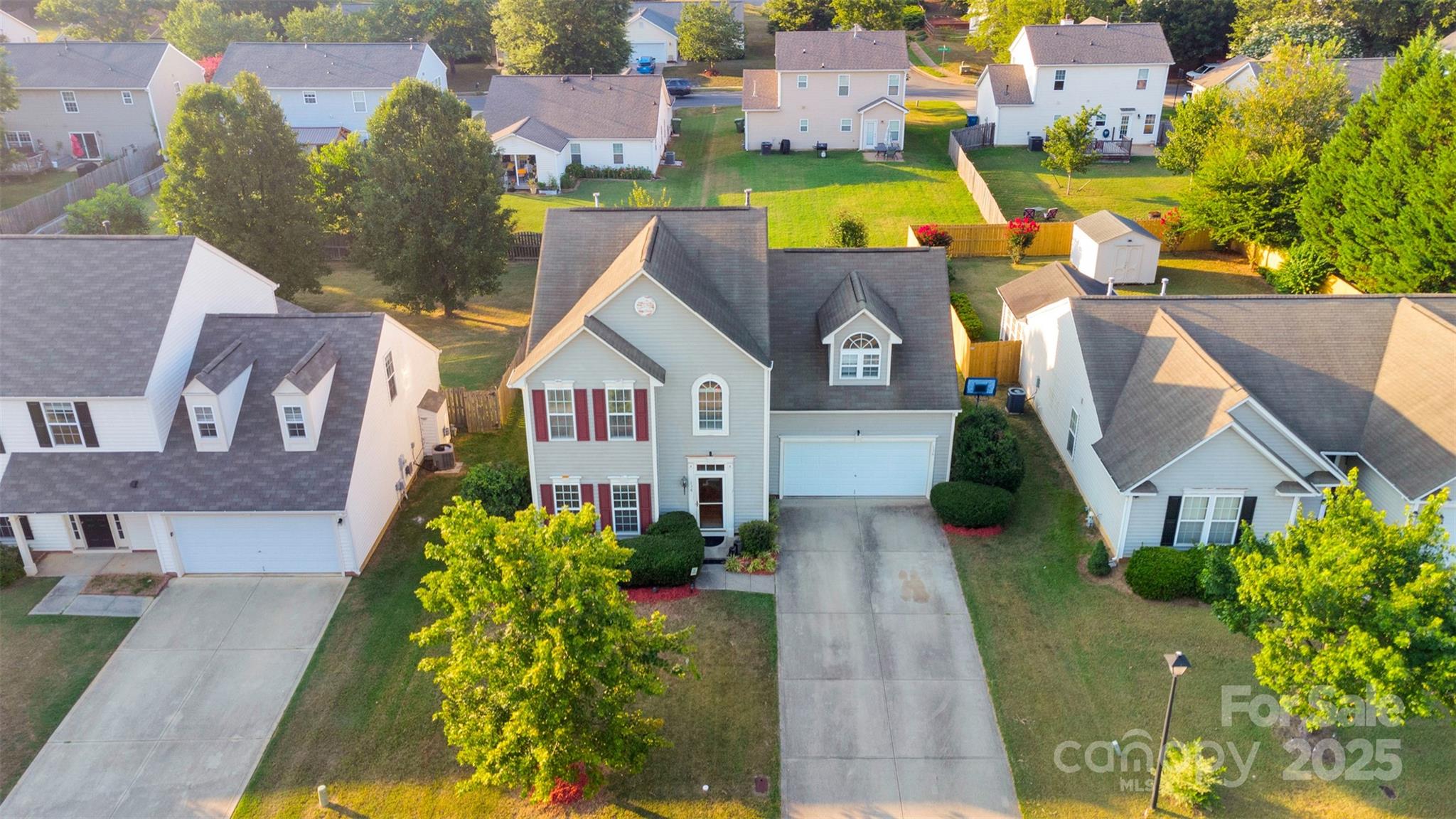 136 Crestwood Drive Property Photo 4