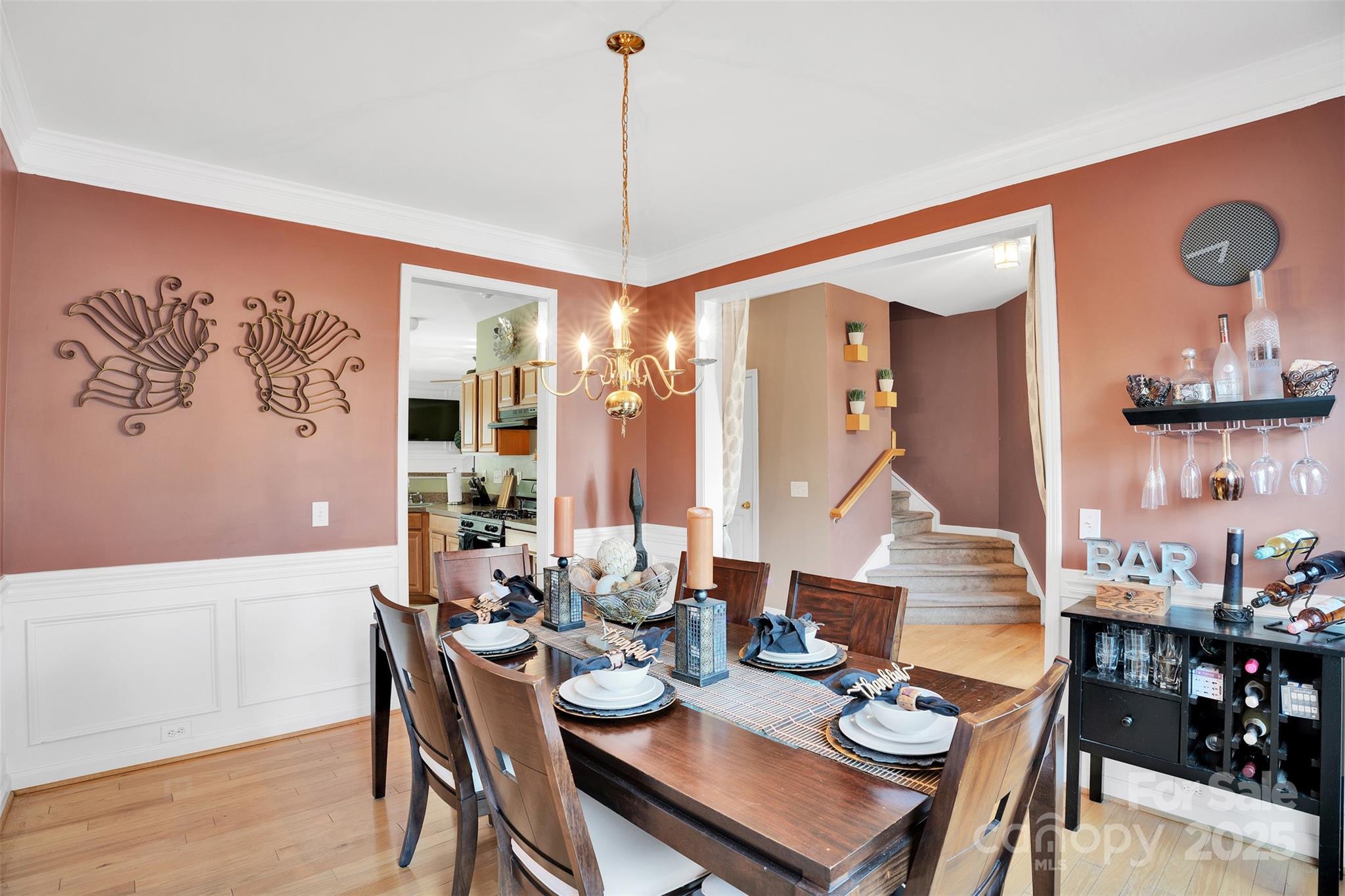 136 Crestwood Drive Property Photo 9