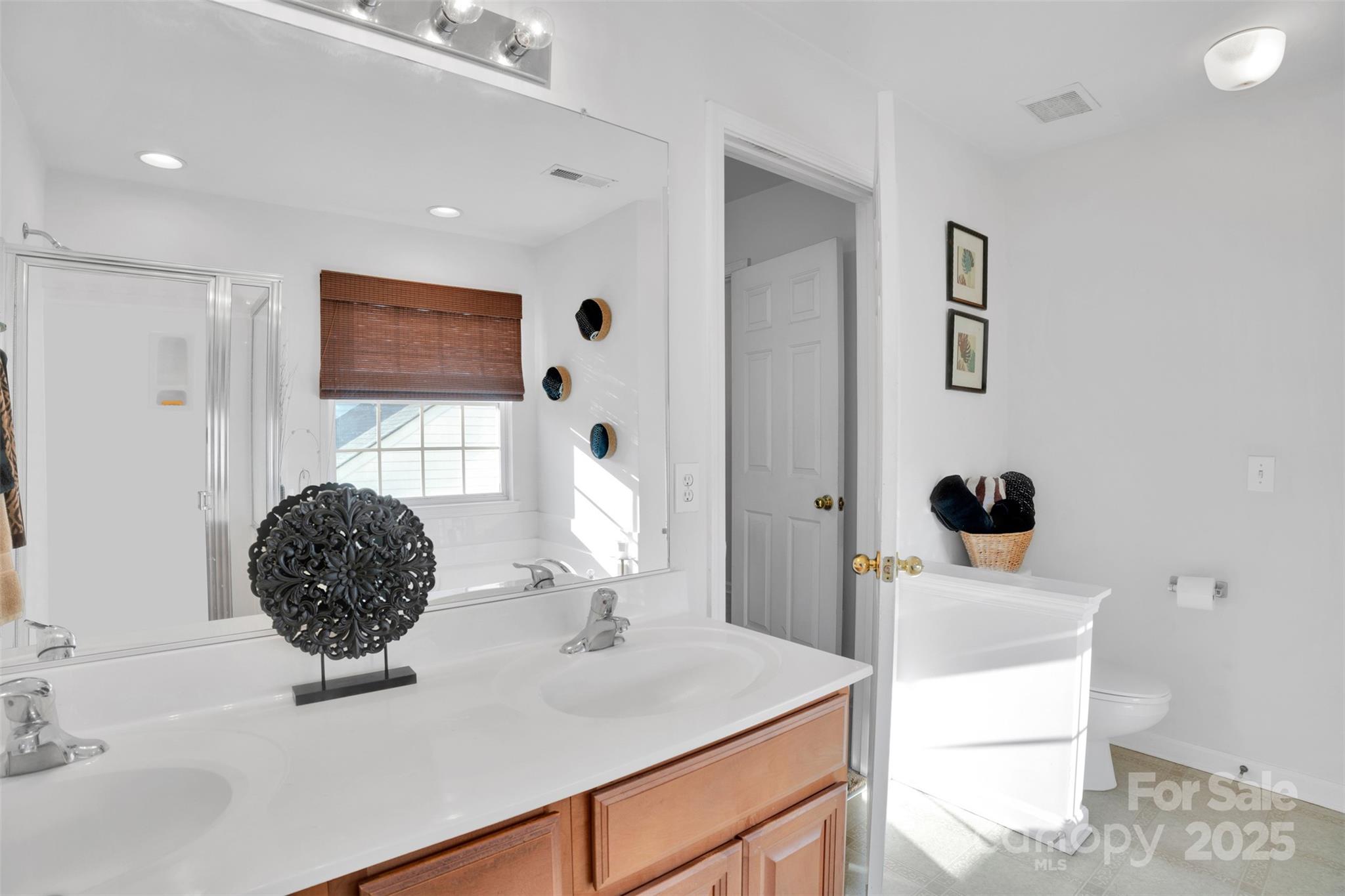 136 Crestwood Drive Property Photo 24