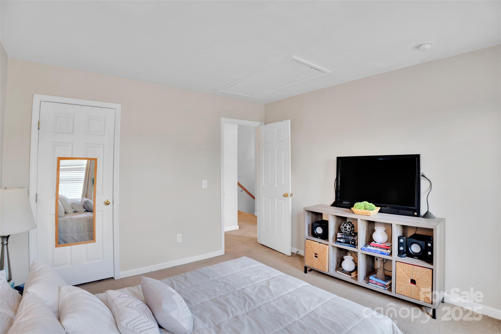 136 Crestwood Drive Property Photo 27