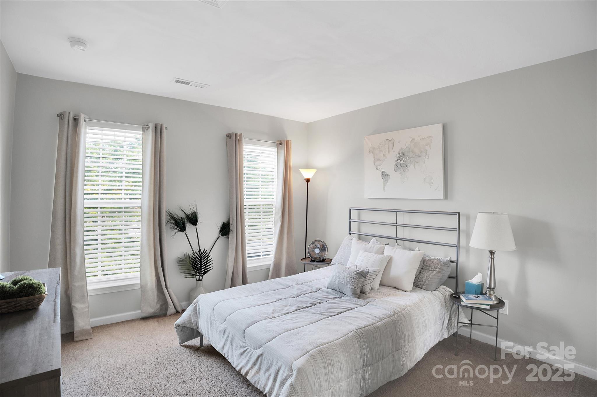 136 Crestwood Drive Property Photo 28