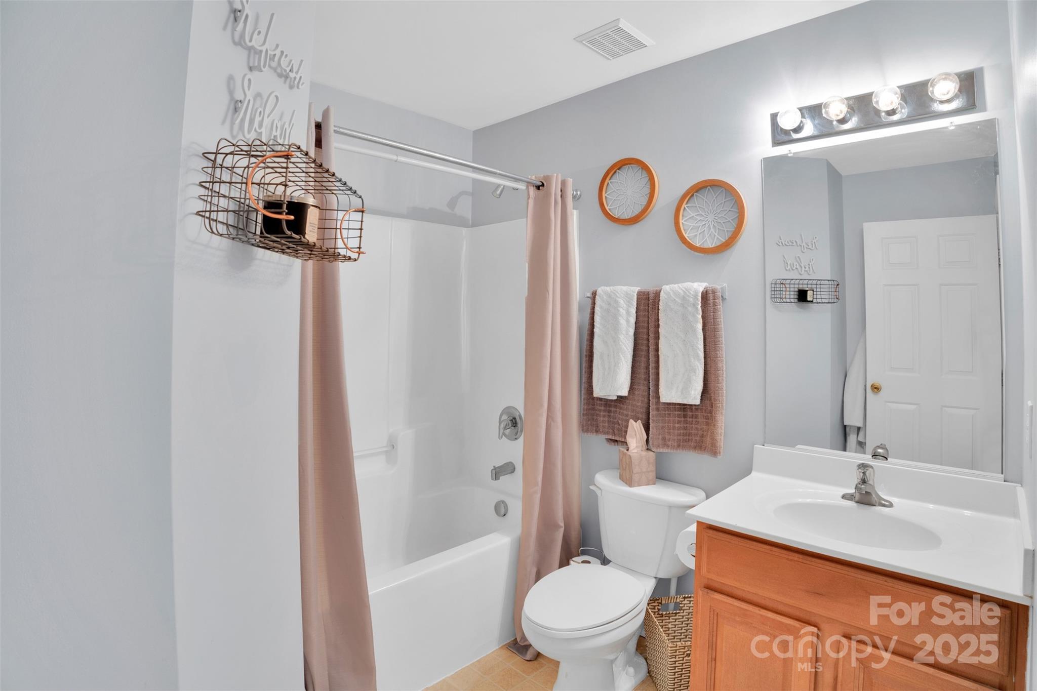 136 Crestwood Drive Property Photo 29