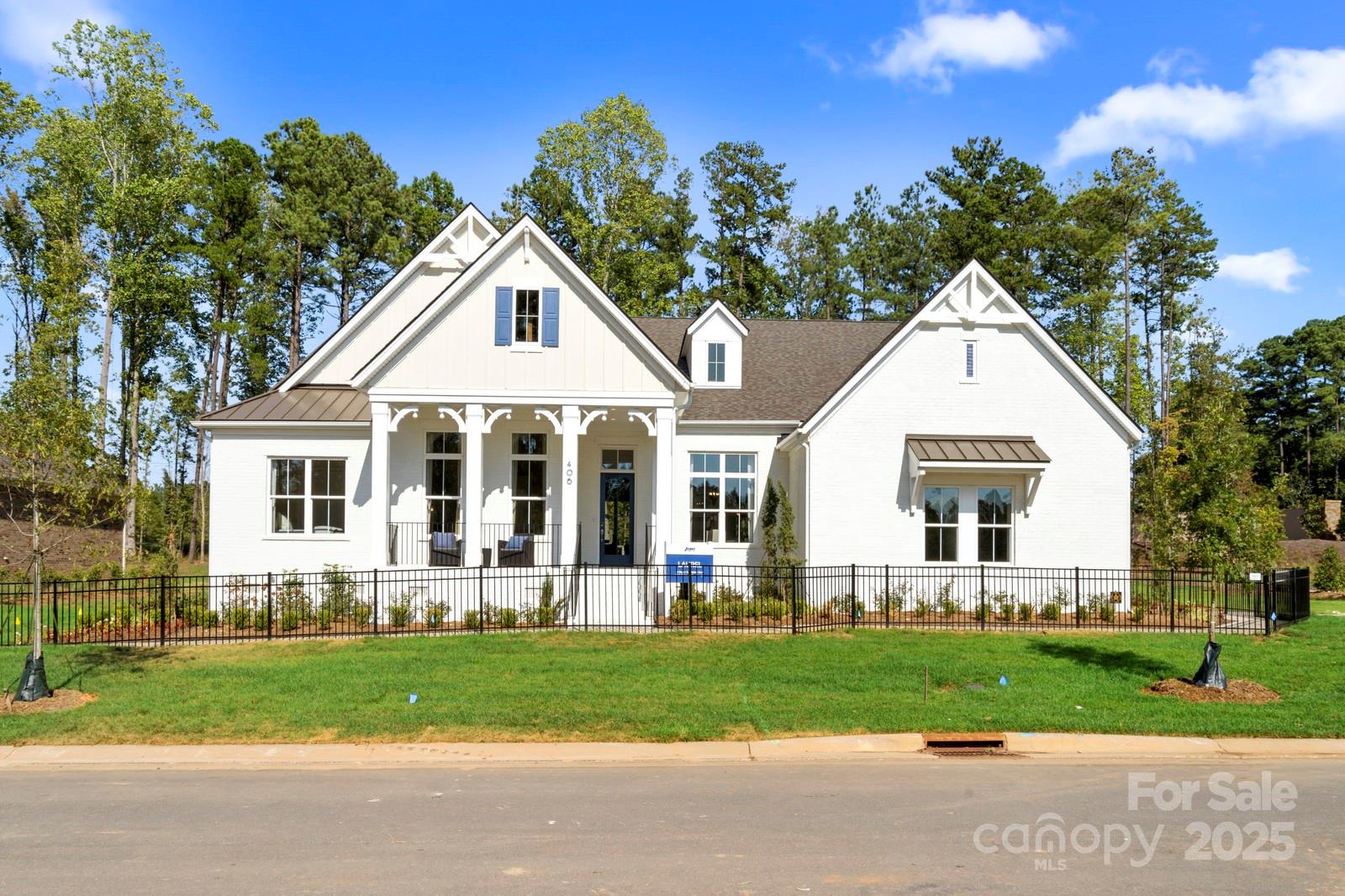 406 Turtleback Ridge Property Photo 1