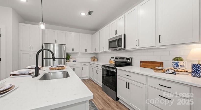 104 Herrings Green Loop B1 Property Photo 28