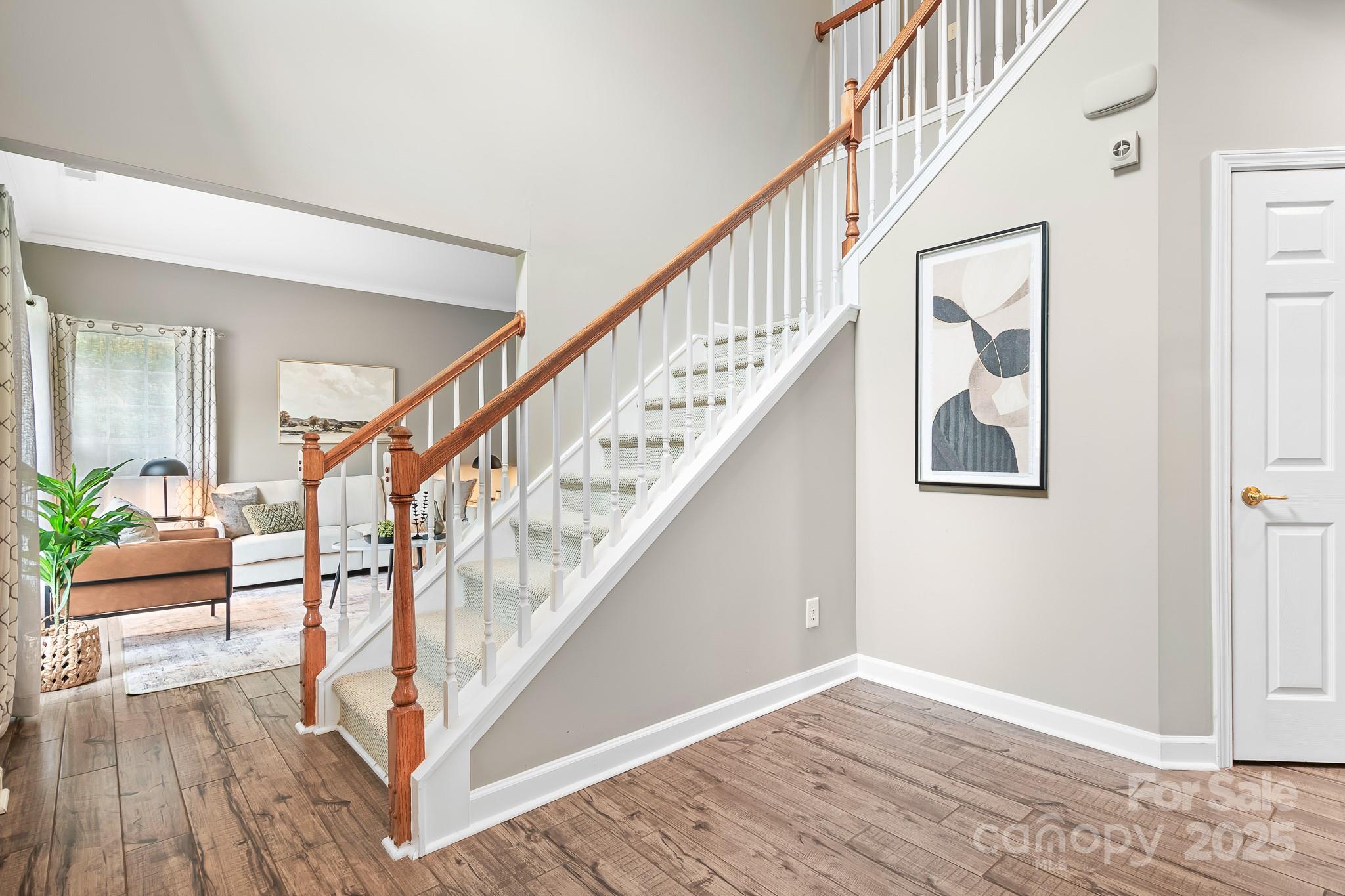 12501 Vantage Point Lane Property Photo 5