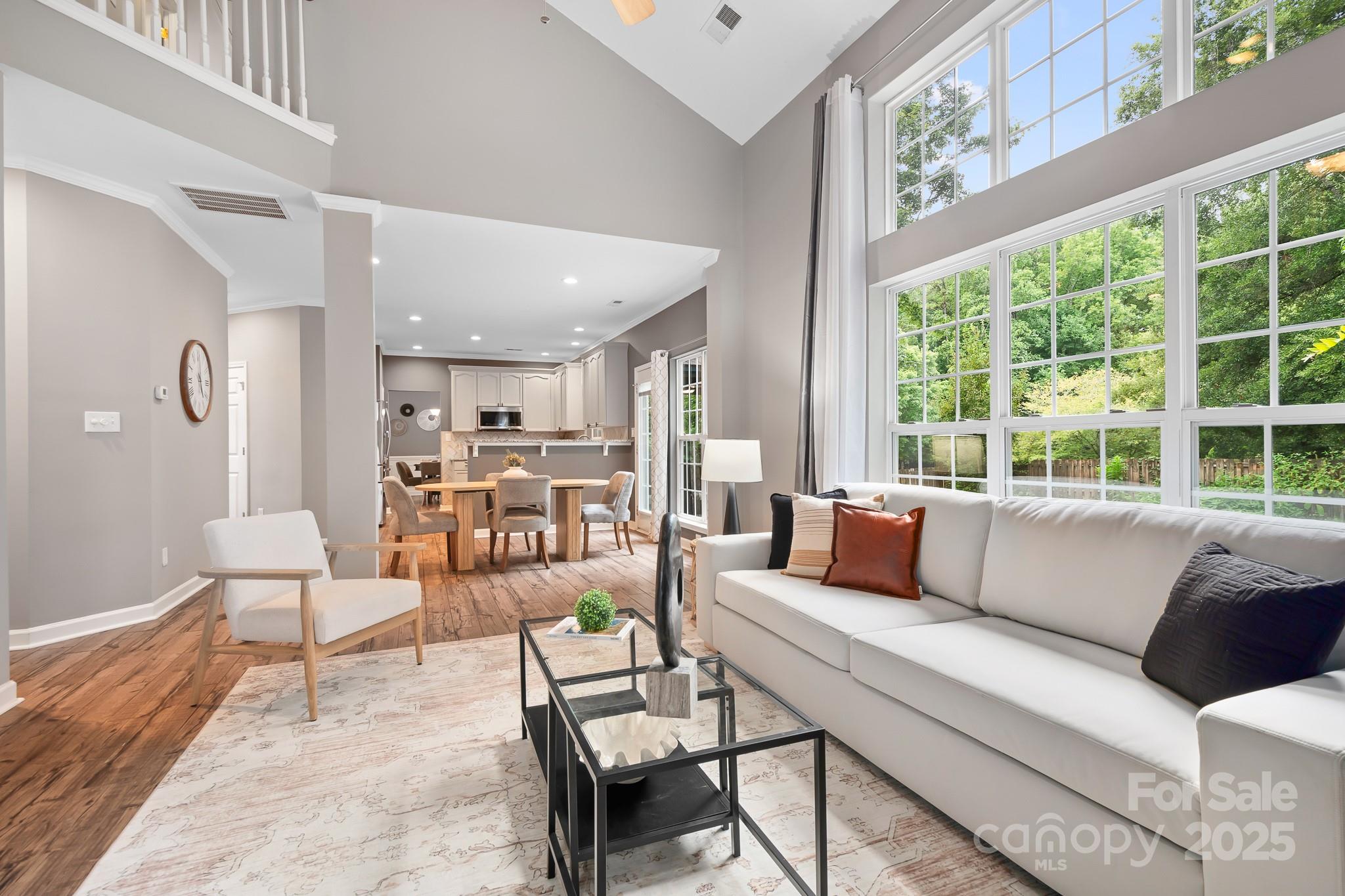 12501 Vantage Point Lane Property Photo 16