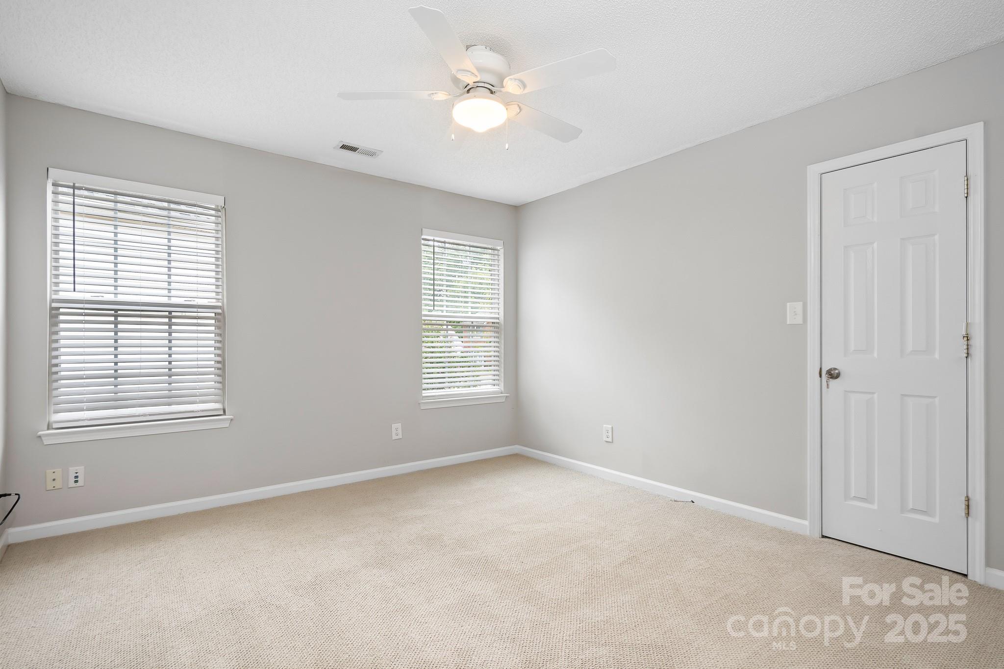 12501 Vantage Point Lane Property Photo 26