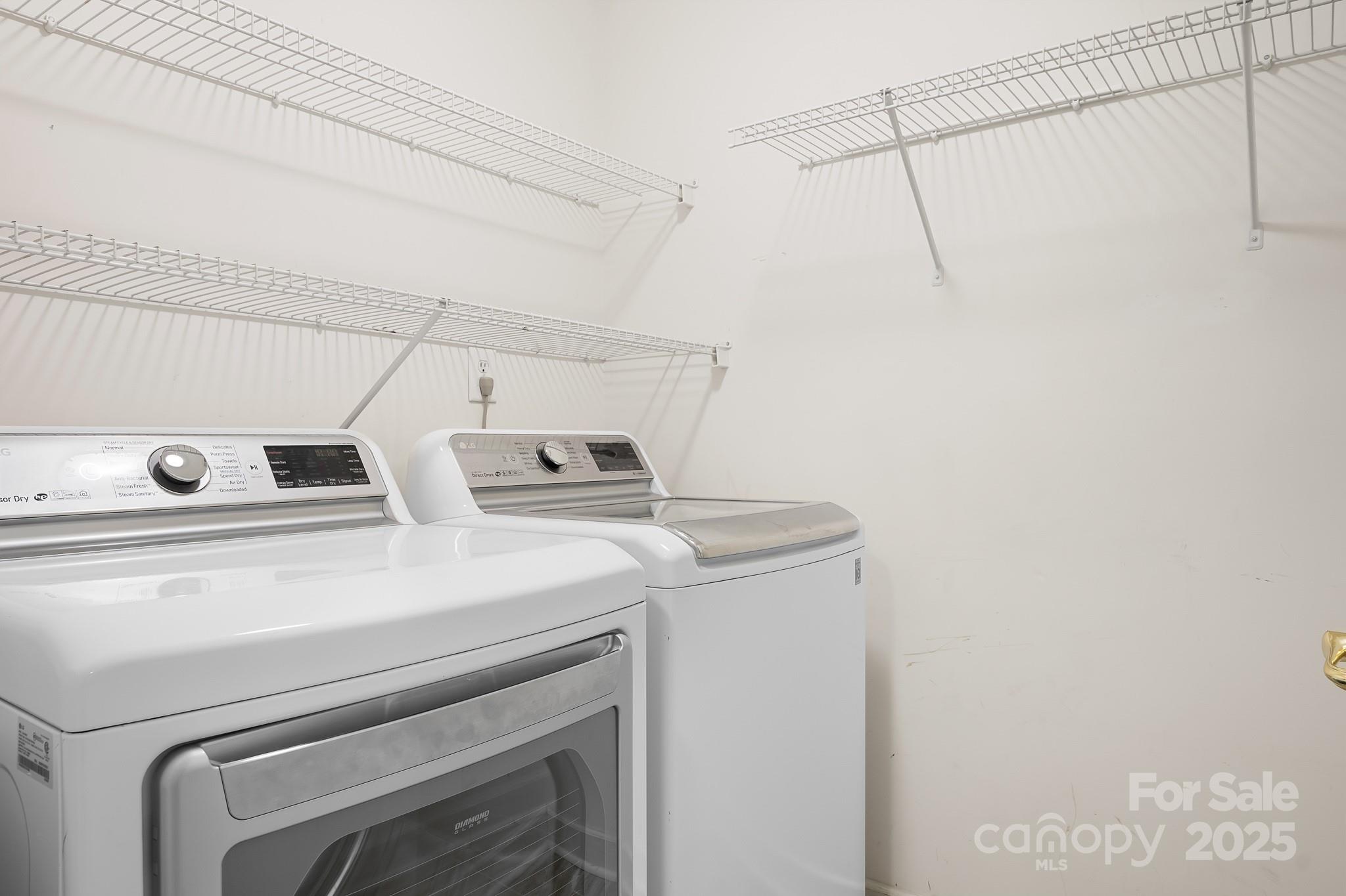 12501 Vantage Point Lane Property Photo 27