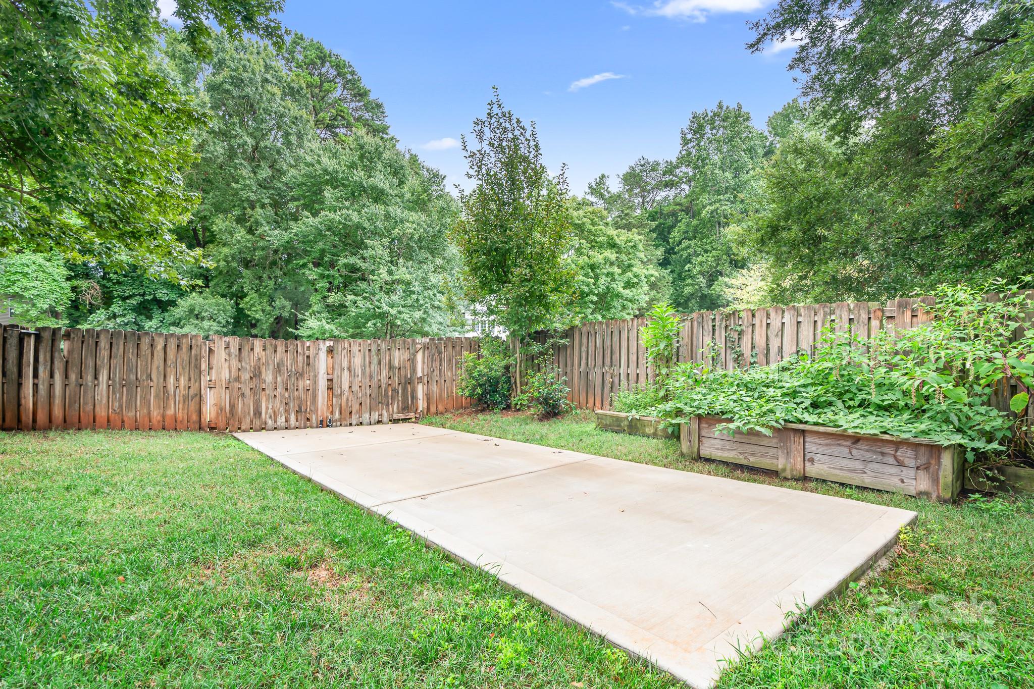 12501 Vantage Point Lane Property Photo 32