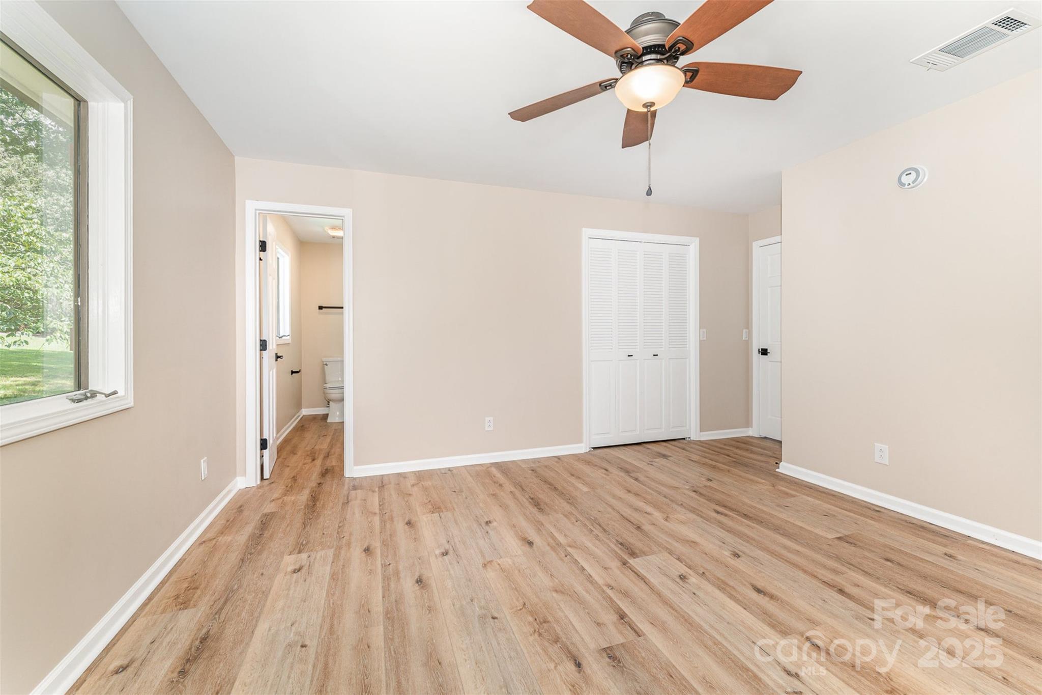 141 Sunrise Point Property Photo 11