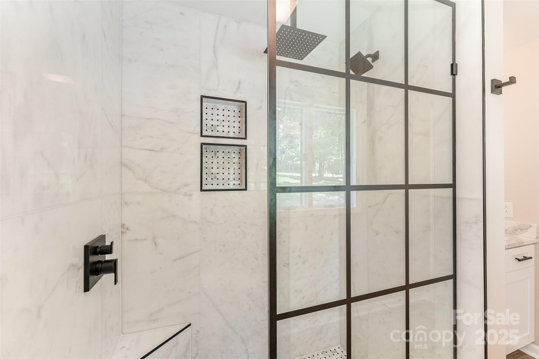 141 Sunrise Point Property Photo 13