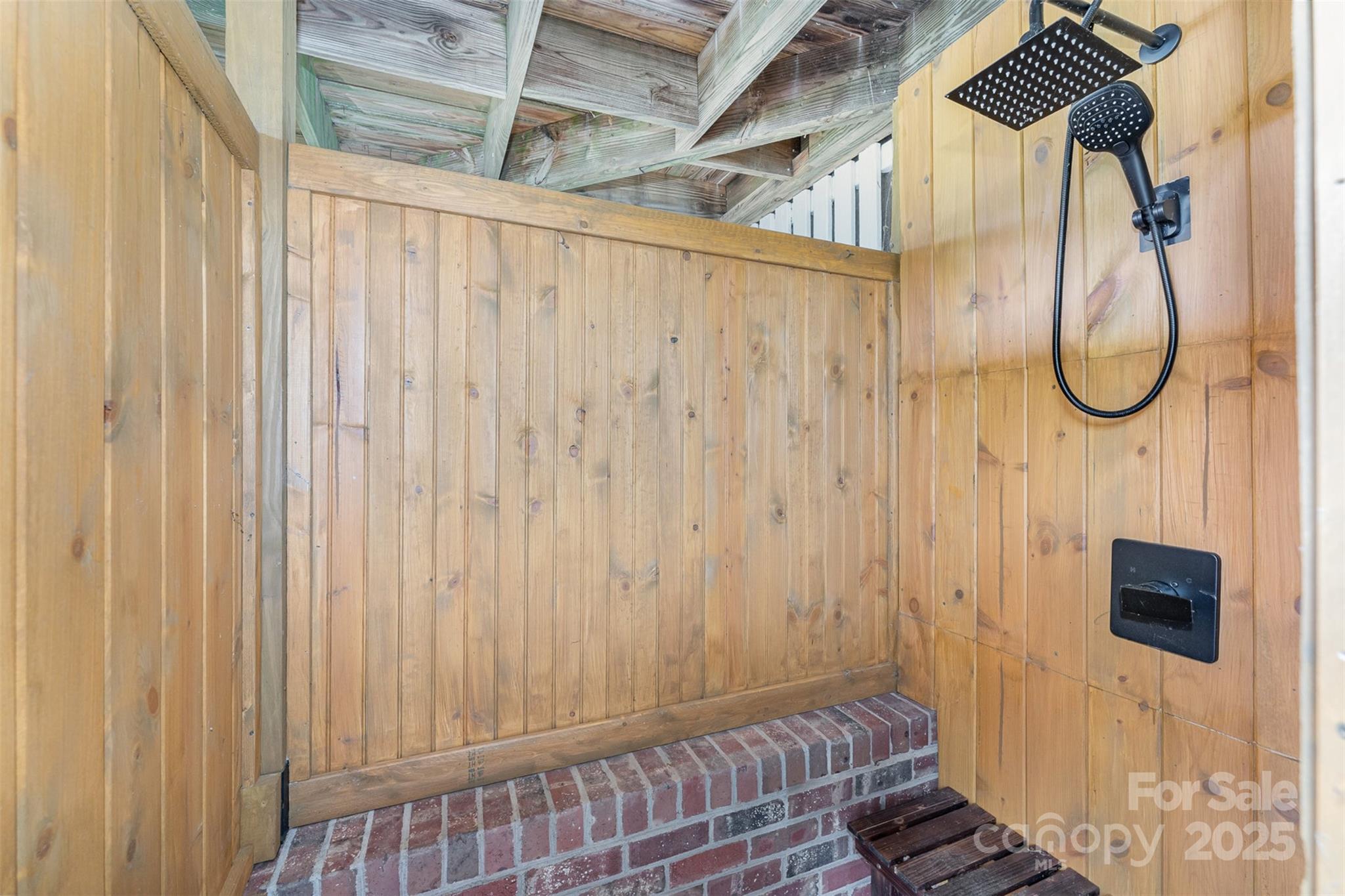 141 Sunrise Point Property Photo 22