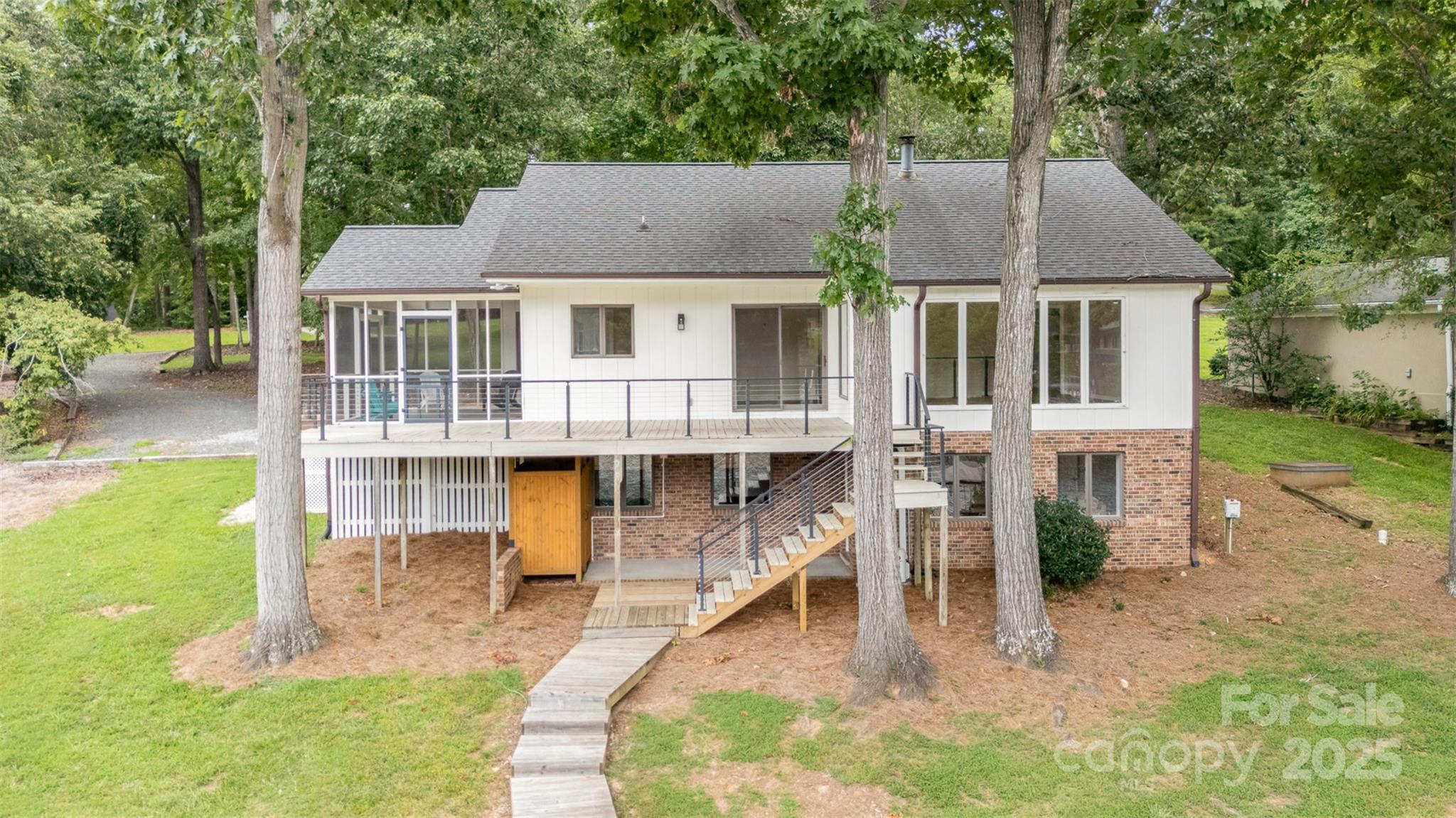 141 Sunrise Point Property Photo 32