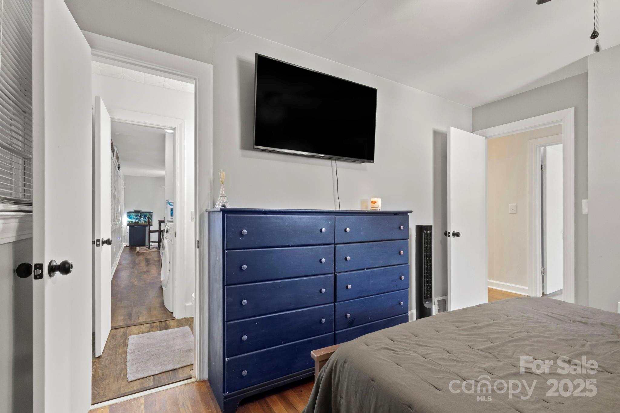 1521 W Colonial Drive Property Photo 25