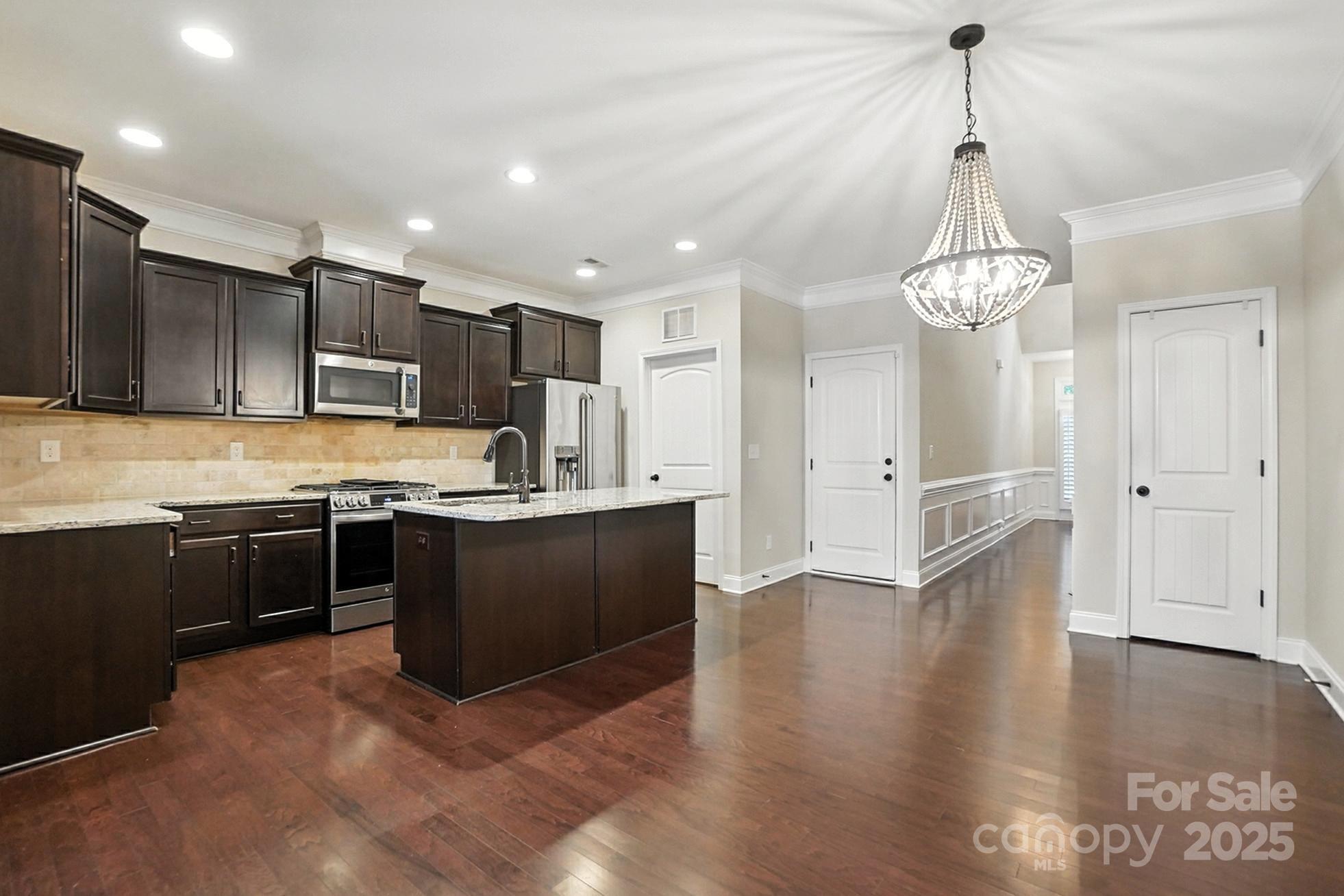 4128 La Crema Drive Property Photo 4