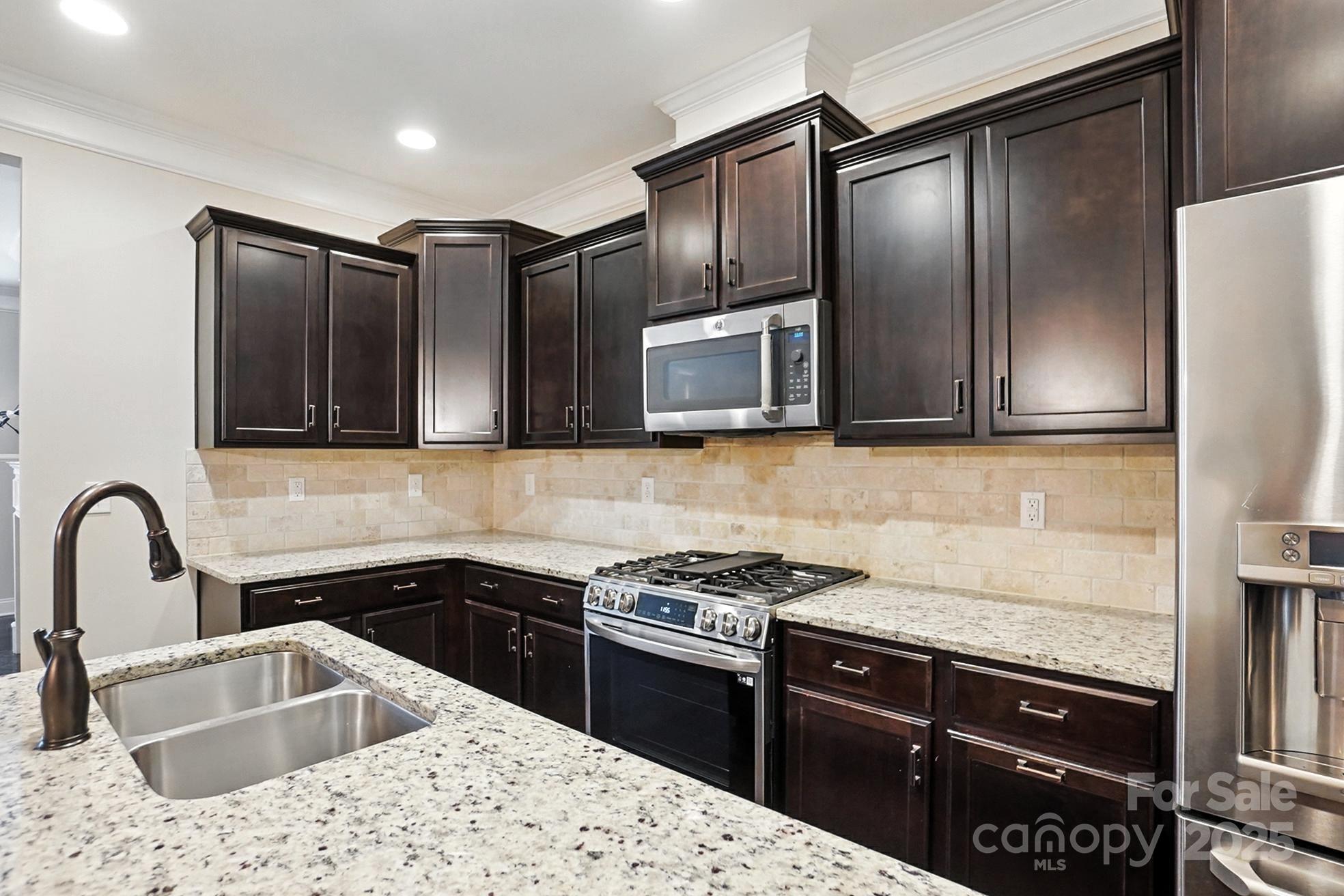 4128 La Crema Drive Property Photo 12
