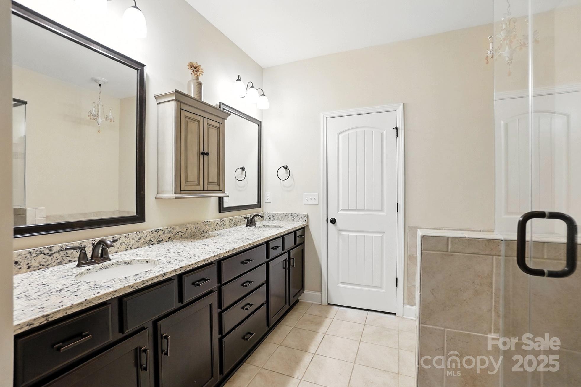 4128 La Crema Drive Property Photo 16