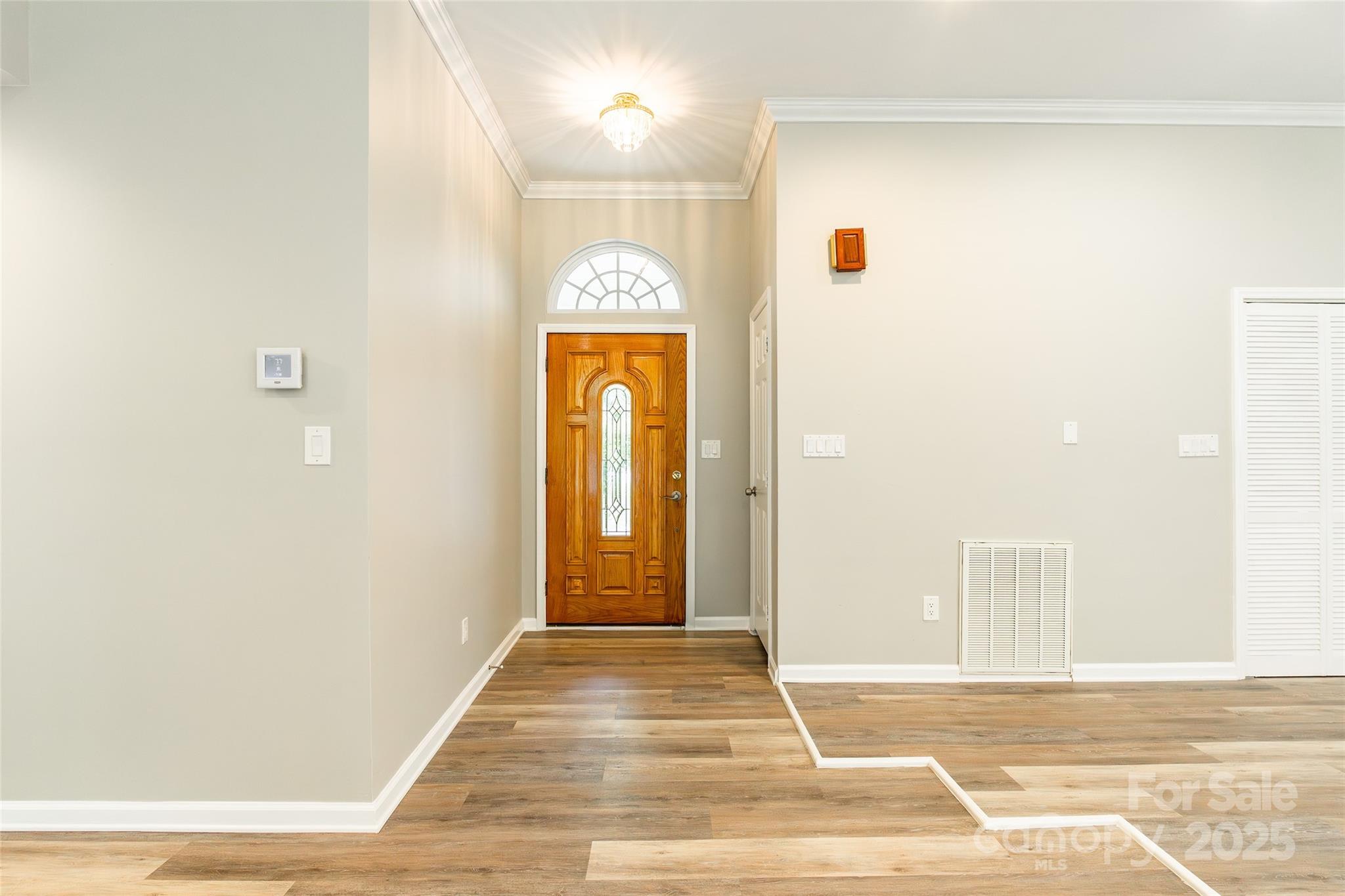 12145 Landing Green Drive Property Photo 6