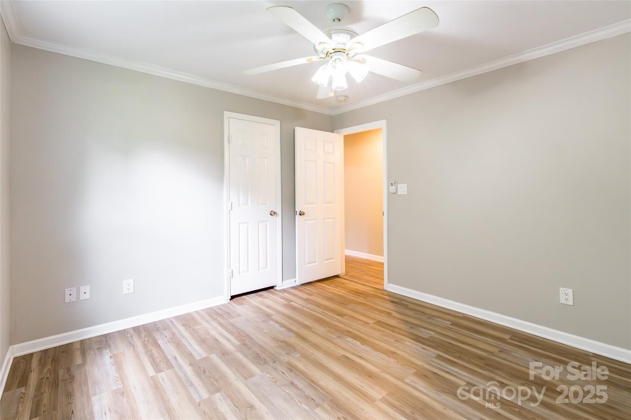 12145 Landing Green Drive Property Photo 22