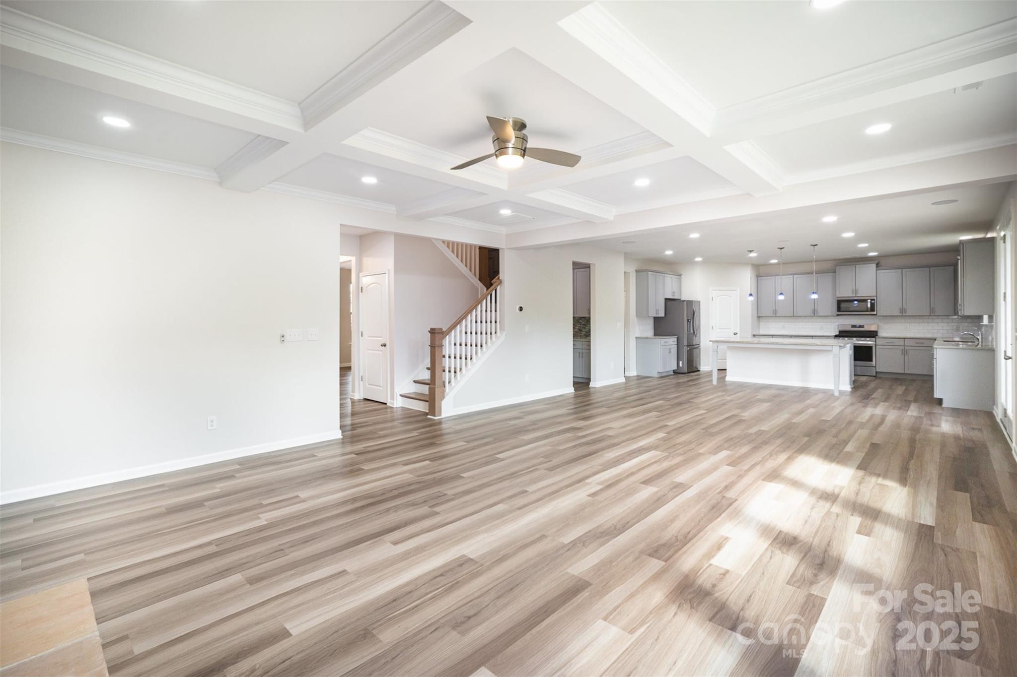 10045 Carousel Corral Drive Property Photo 6