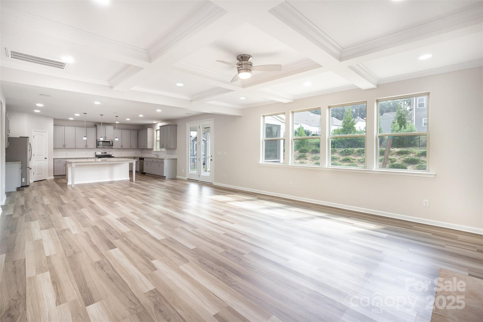 10045 Carousel Corral Drive Property Photo 7