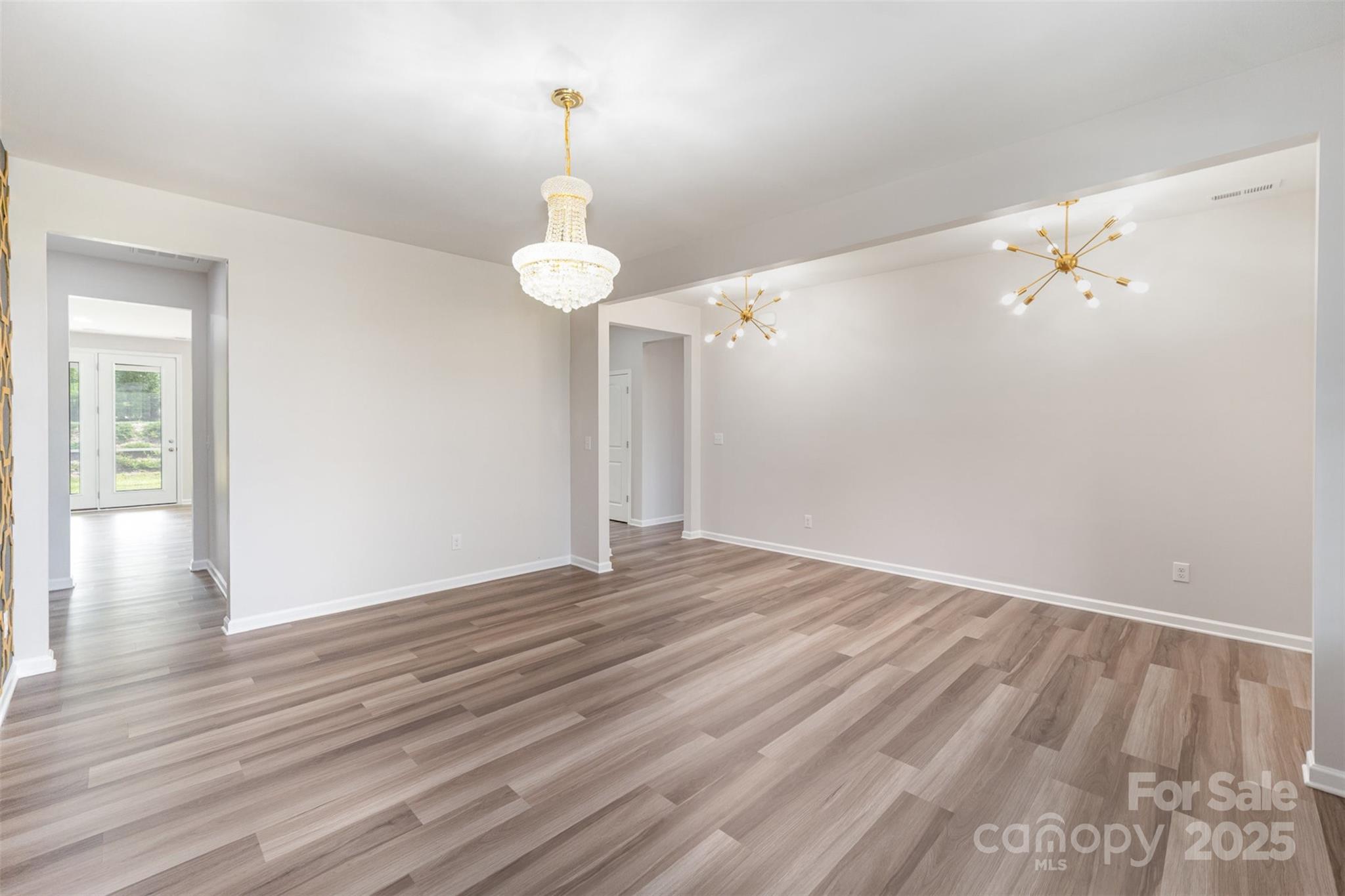 10045 Carousel Corral Drive Property Photo 13