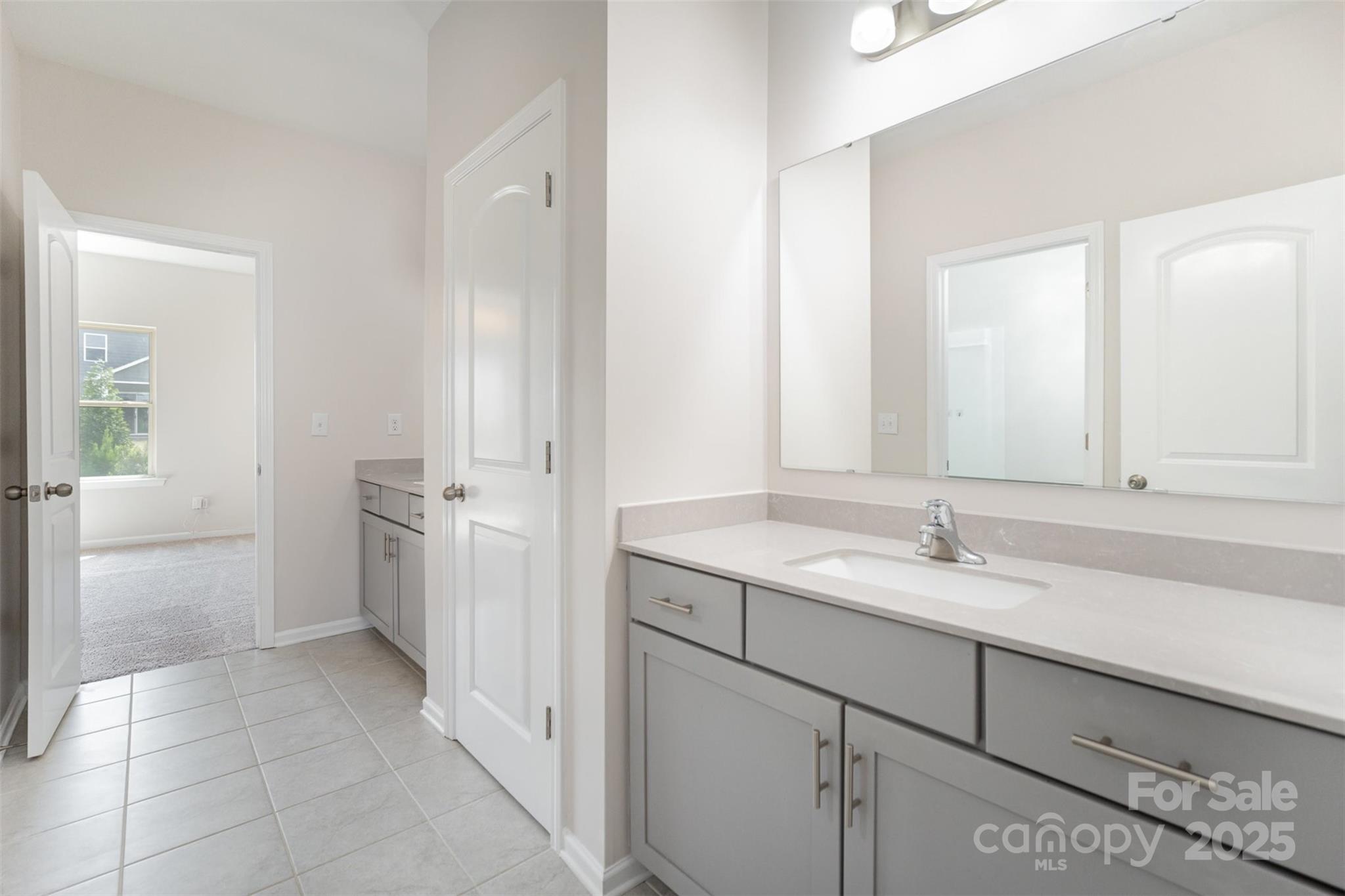 10045 Carousel Corral Drive Property Photo 18