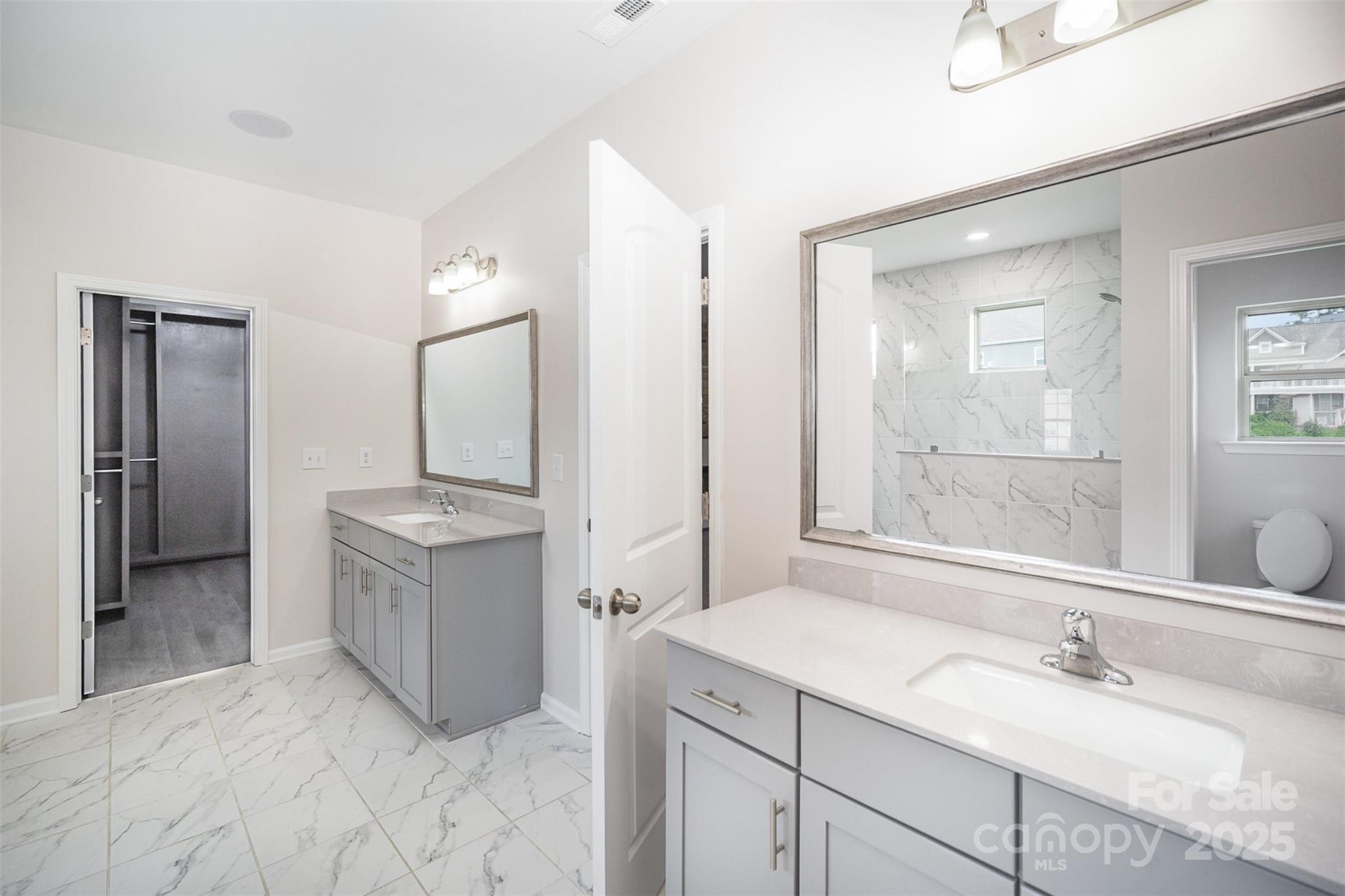 10045 Carousel Corral Drive Property Photo 21