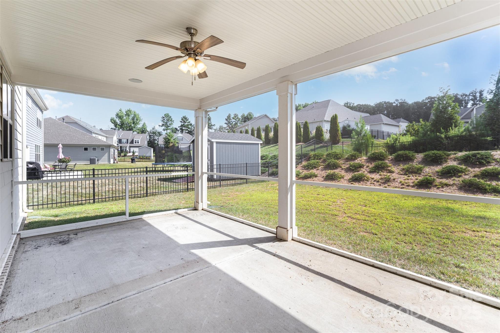 10045 Carousel Corral Drive Property Photo 36