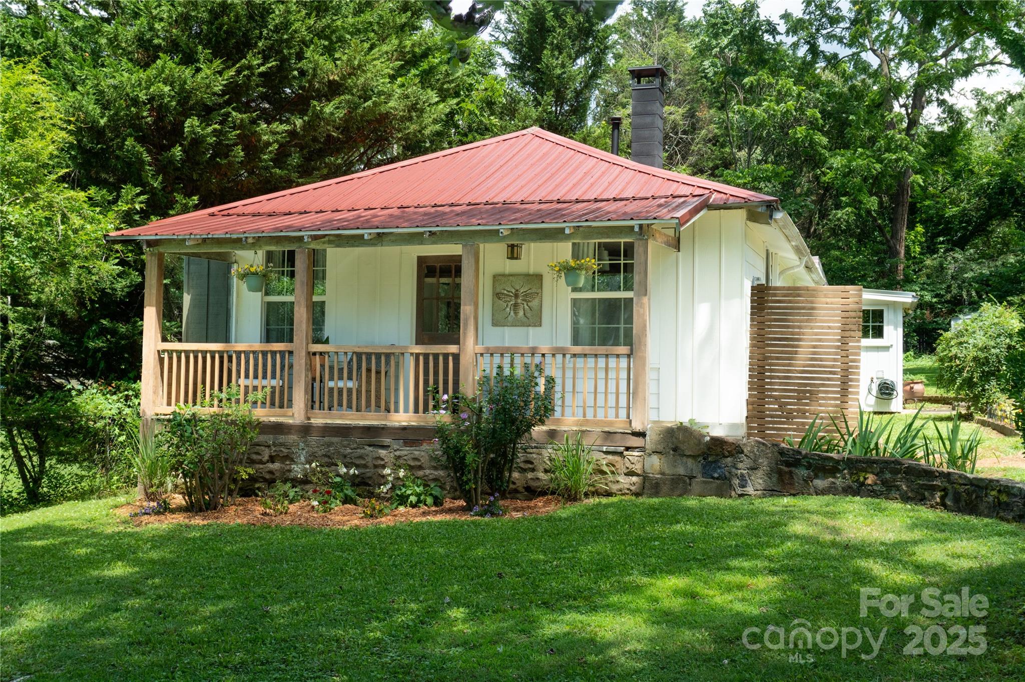 137 Elkwood Avenue Property Photo 1