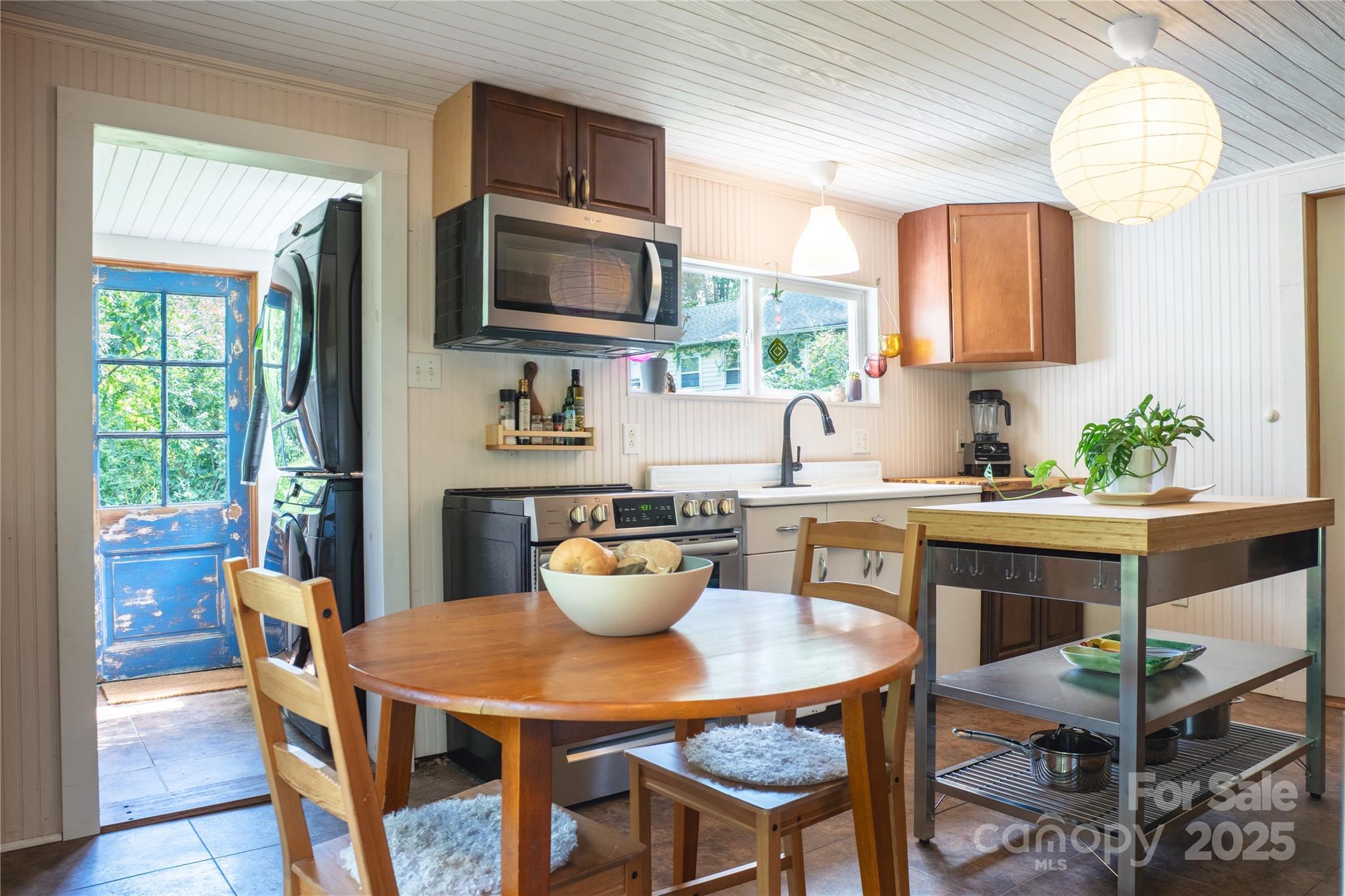 137 Elkwood Avenue Property Photo 13