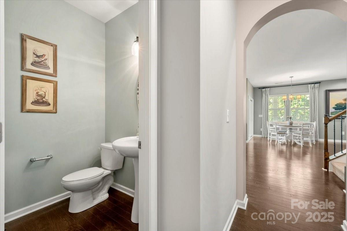 2414 Kayleb Point Circle Property Photo 7