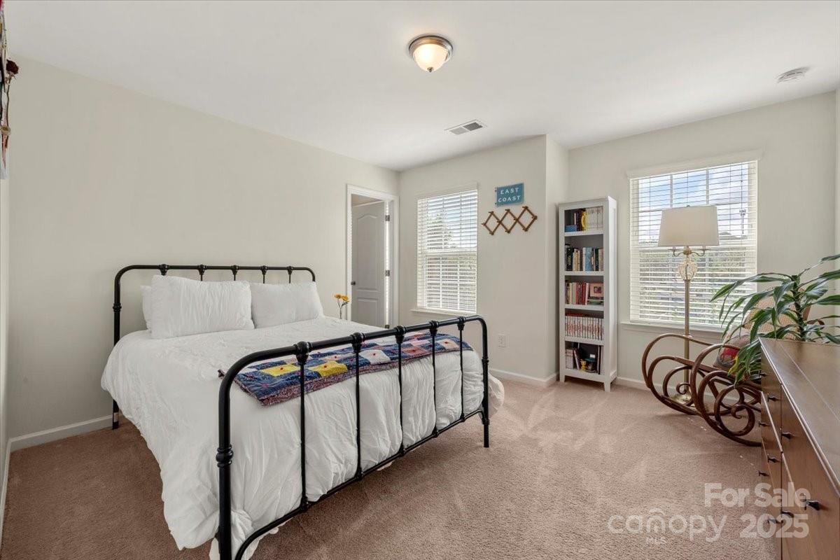 2414 Kayleb Point Circle Property Photo 22