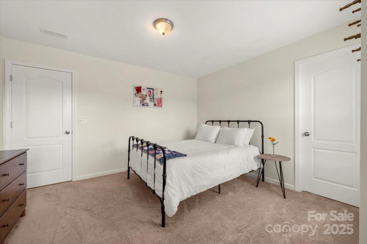 2414 Kayleb Point Circle Property Photo 23
