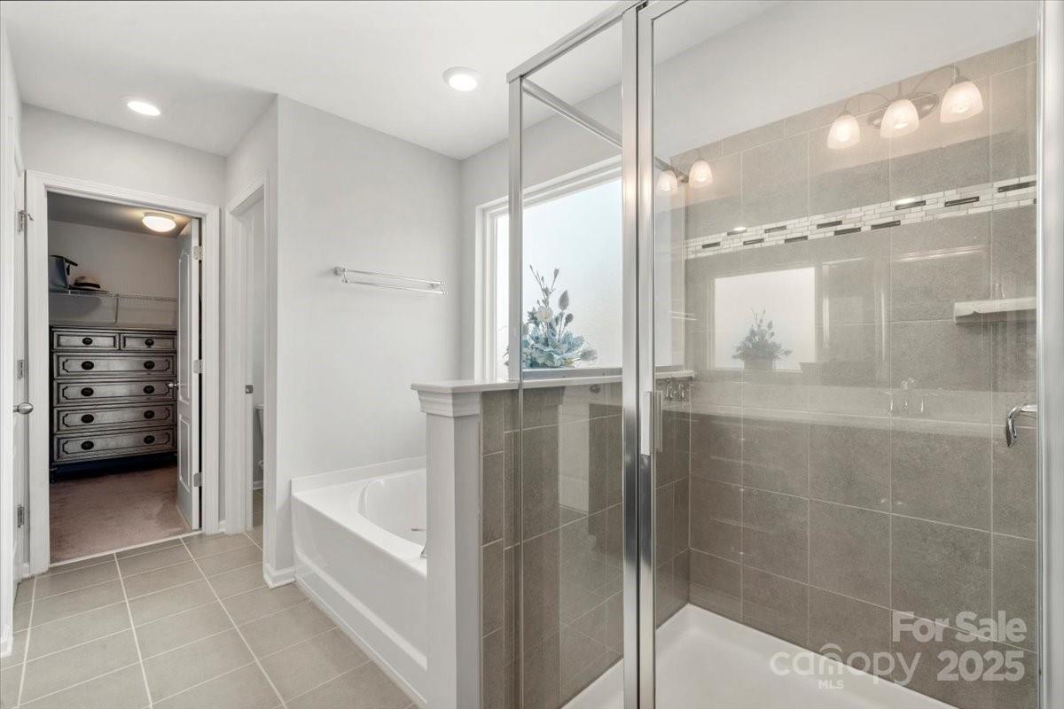 2414 Kayleb Point Circle Property Photo 30