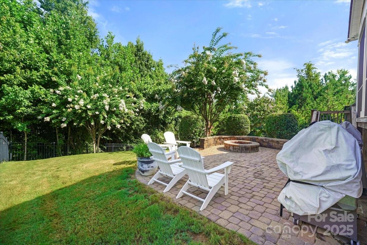 2414 Kayleb Point Circle Property Photo 33