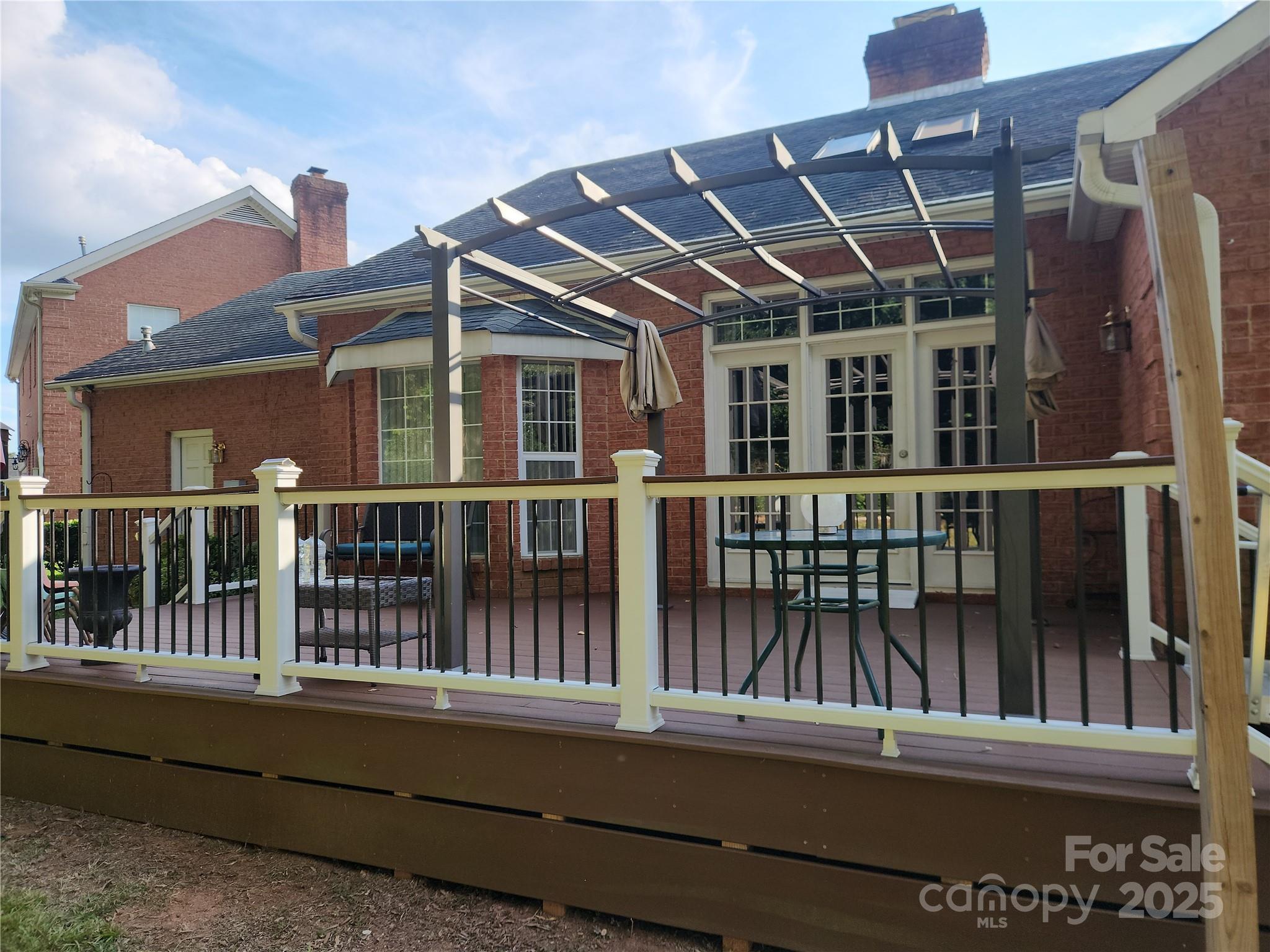 3104 Yvonne Lane Property Photo 3