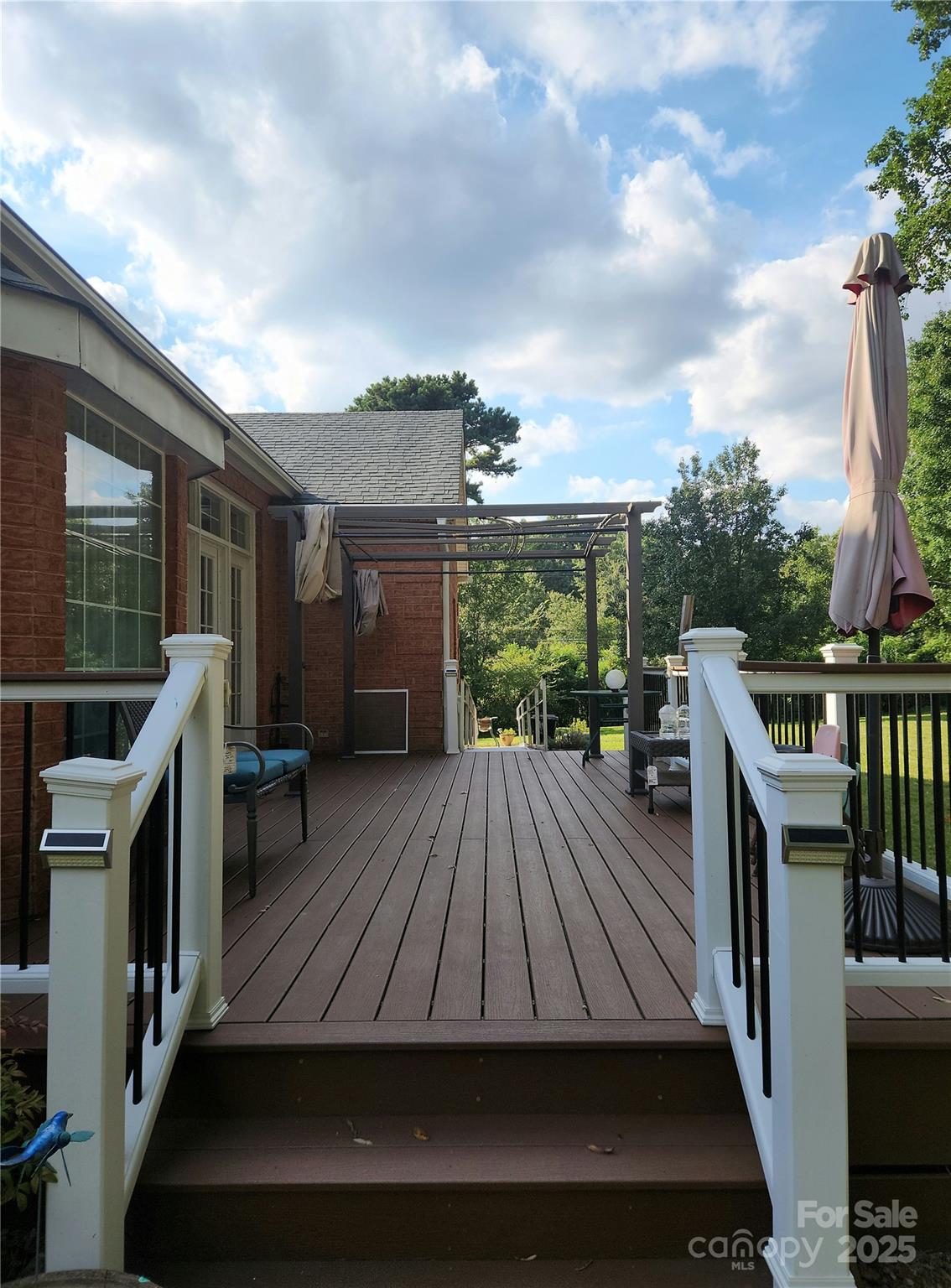 3104 Yvonne Lane Property Photo 4