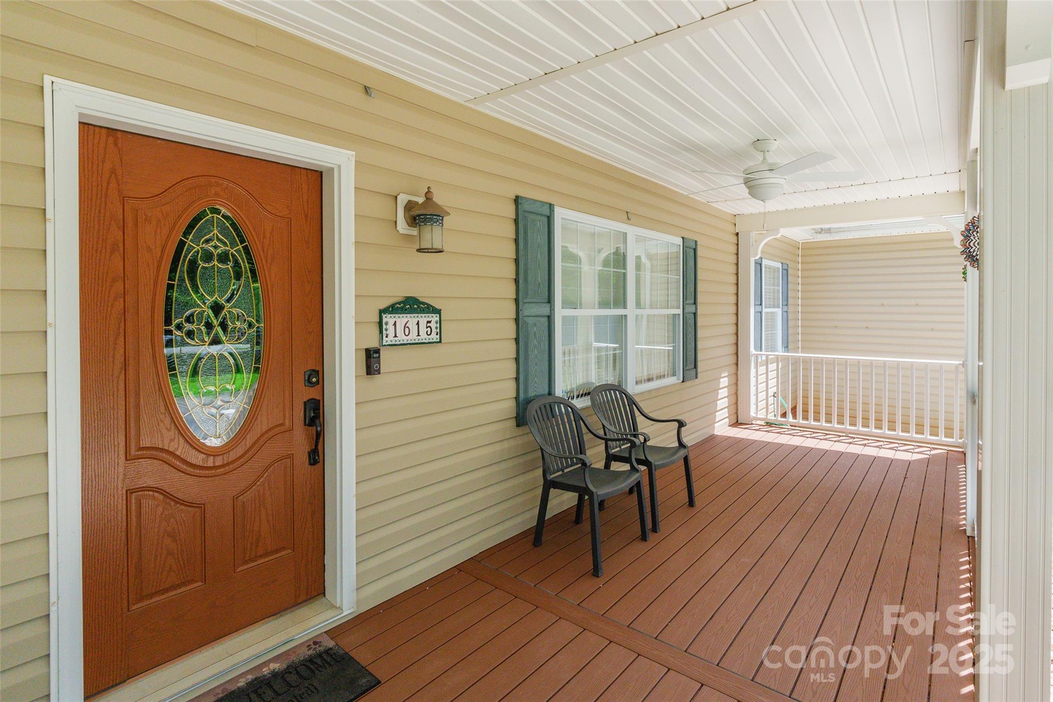 1615 Oak Park Court Property Photo 6