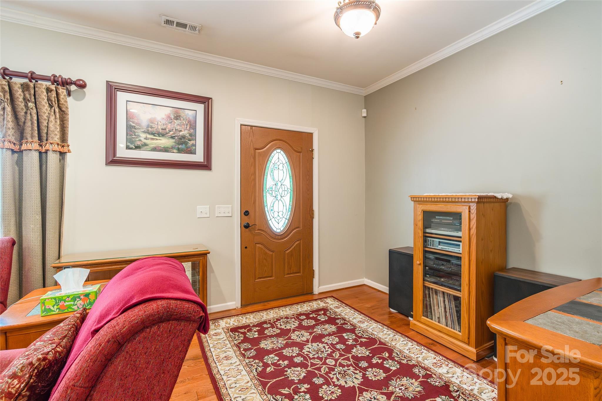 1615 Oak Park Court Property Photo 8