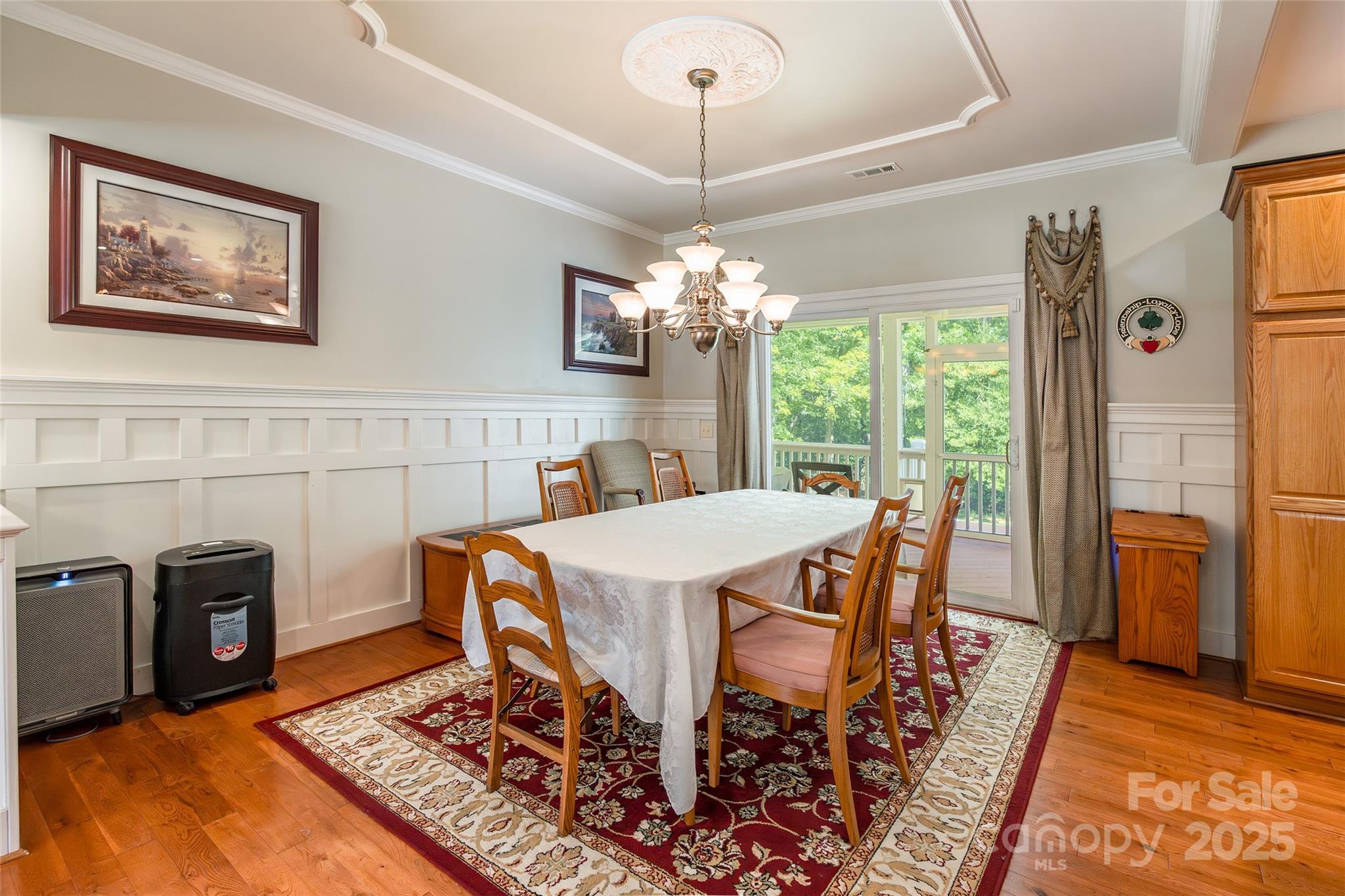 1615 Oak Park Court Property Photo 12