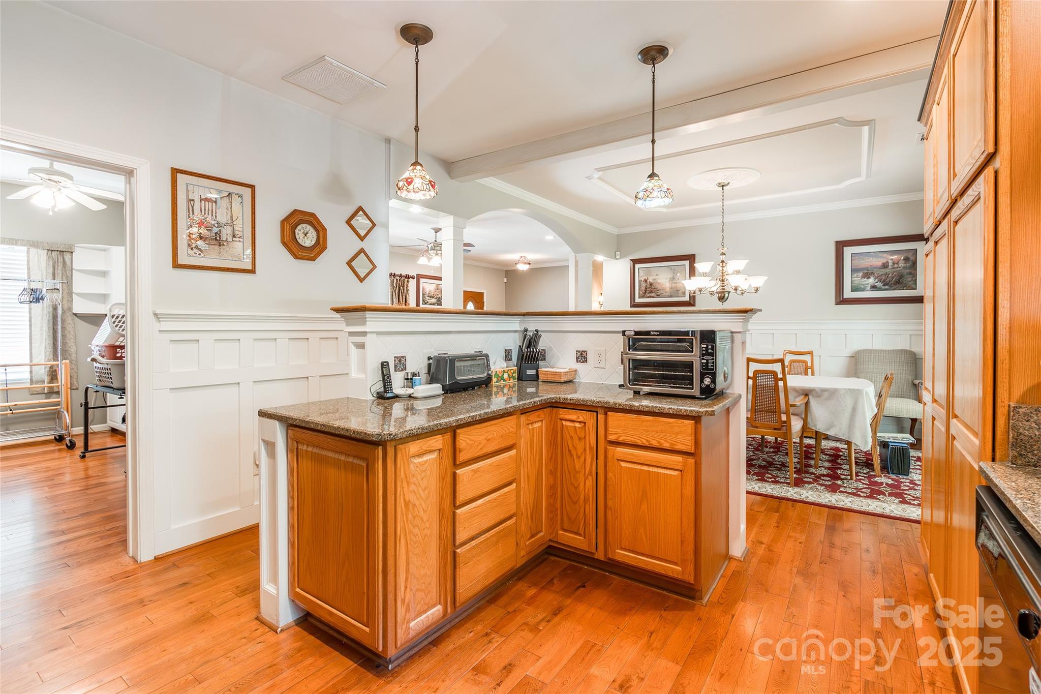 1615 Oak Park Court Property Photo 16