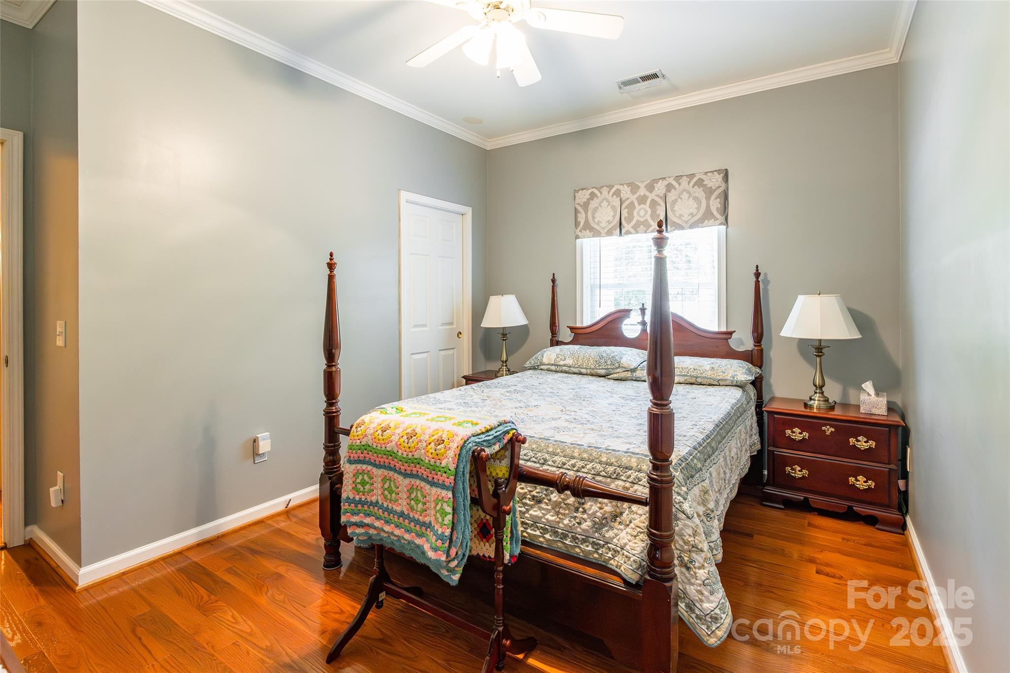 1615 Oak Park Court Property Photo 28