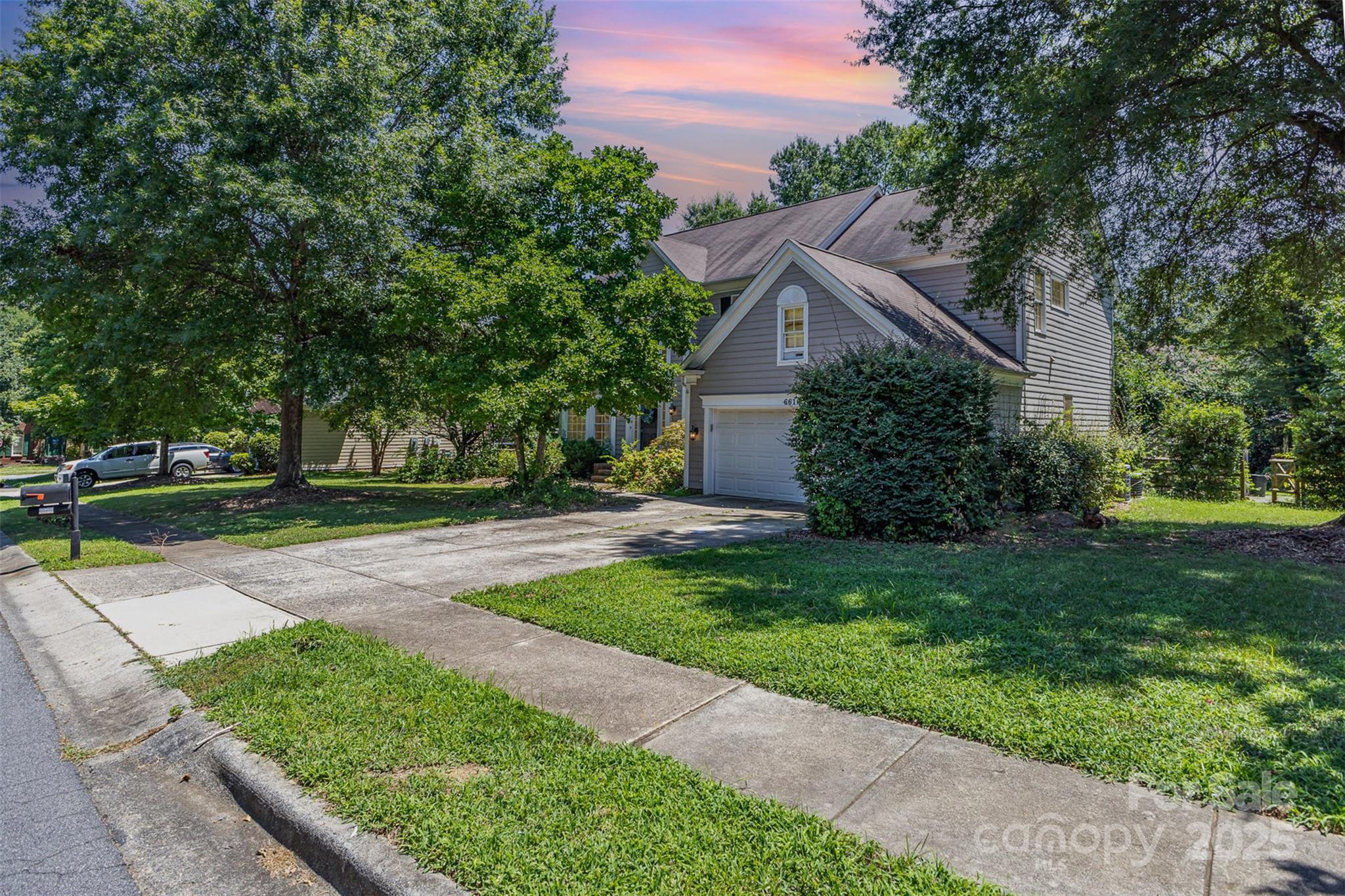 6616 Blue Sky Lane Property Photo