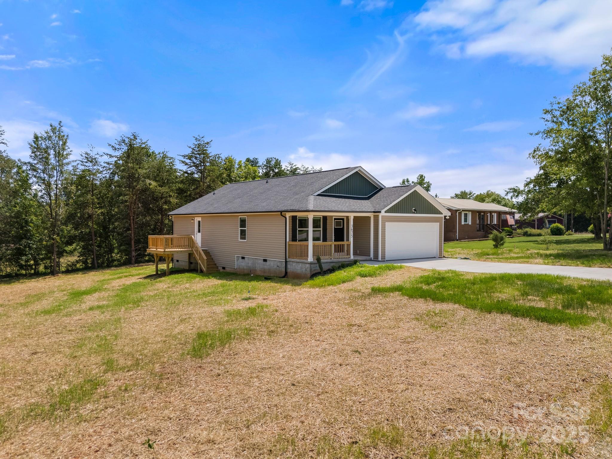 3675 Wakefield Drive Property Photo 4