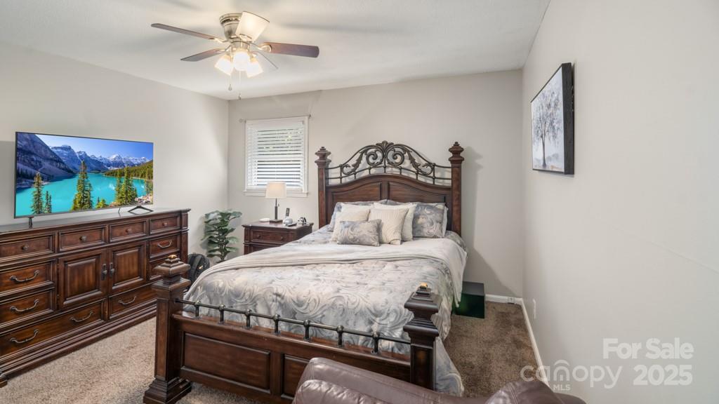 1718 Candlewood Court Property Photo 20