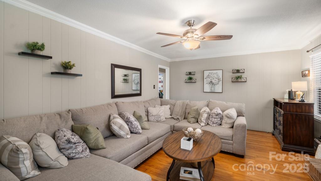 1718 Candlewood Court Property Photo 31